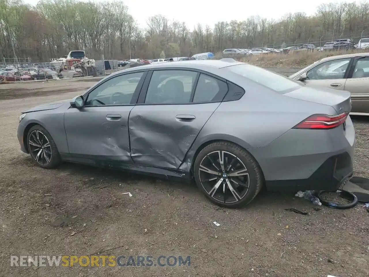 2 Фотография поврежденного автомобиля WBA53FJ03RCS21213 BMW 5 SERIES 2024