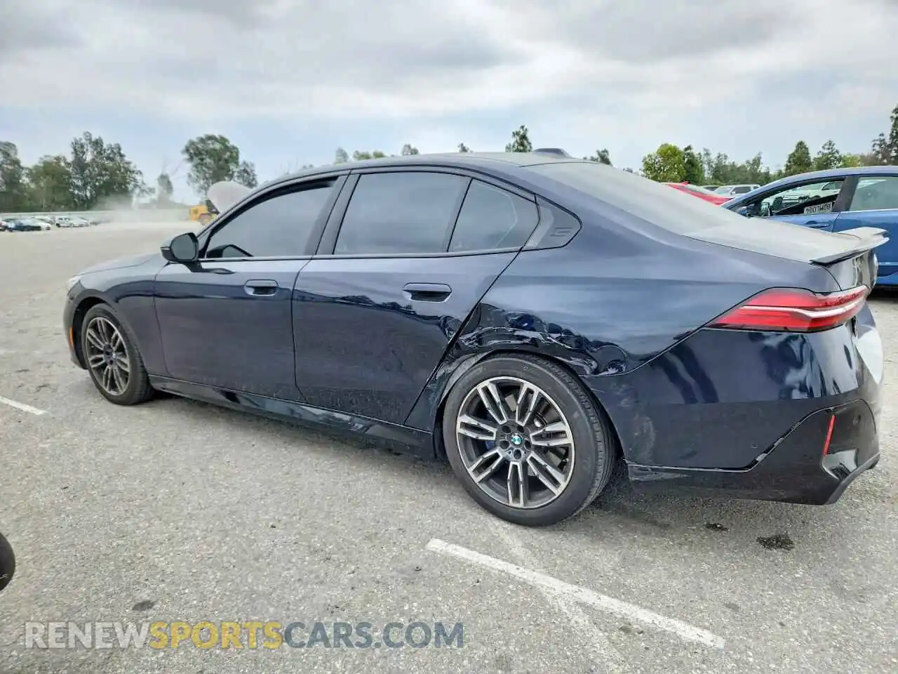 2 Photograph of a damaged car WBA53FJ05RCP81119 BMW 5 SERIES 2024
