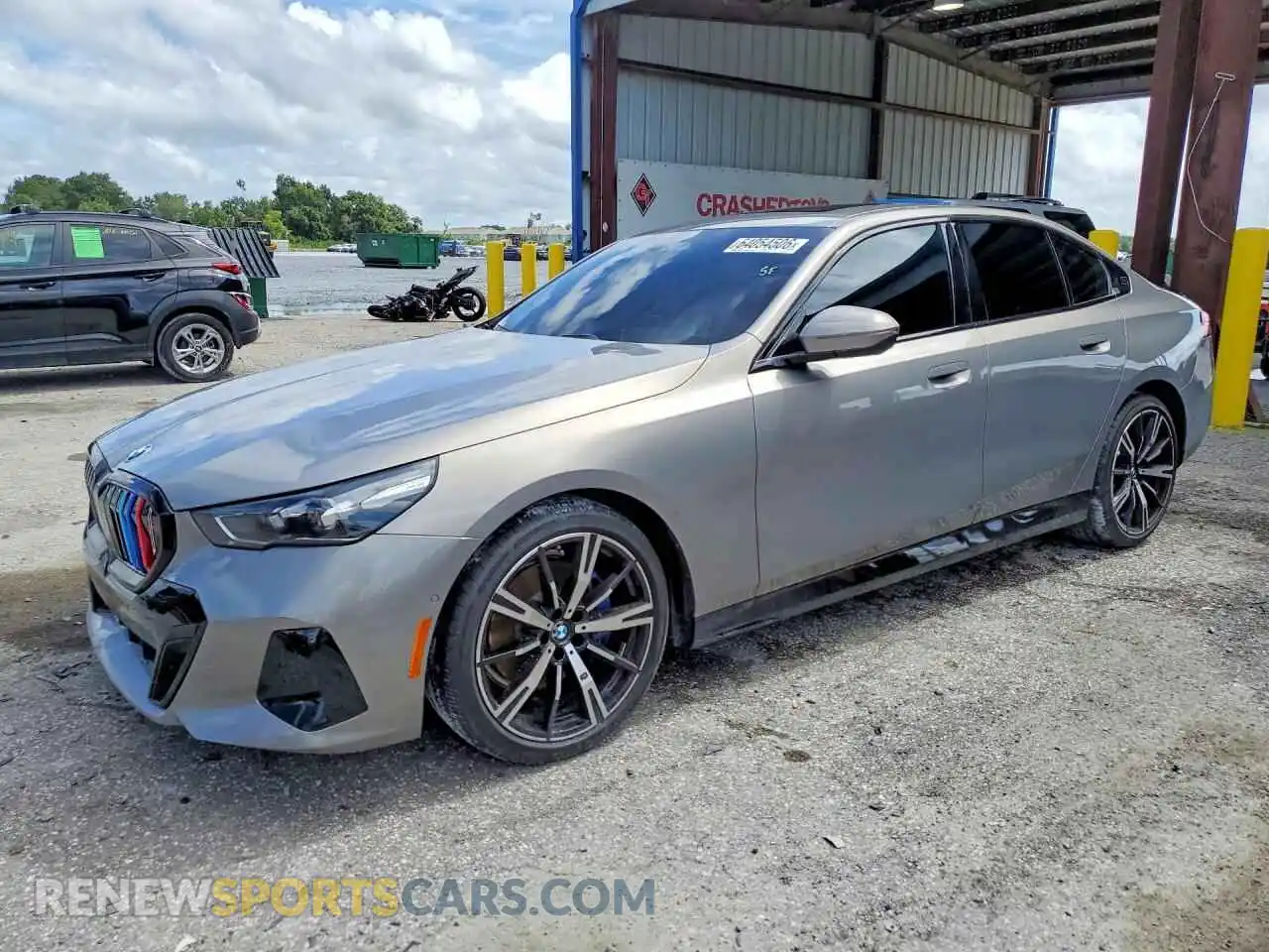 1 Photograph of a damaged car WBA43FJ00SCU10158 BMW 5 SERIES 2025