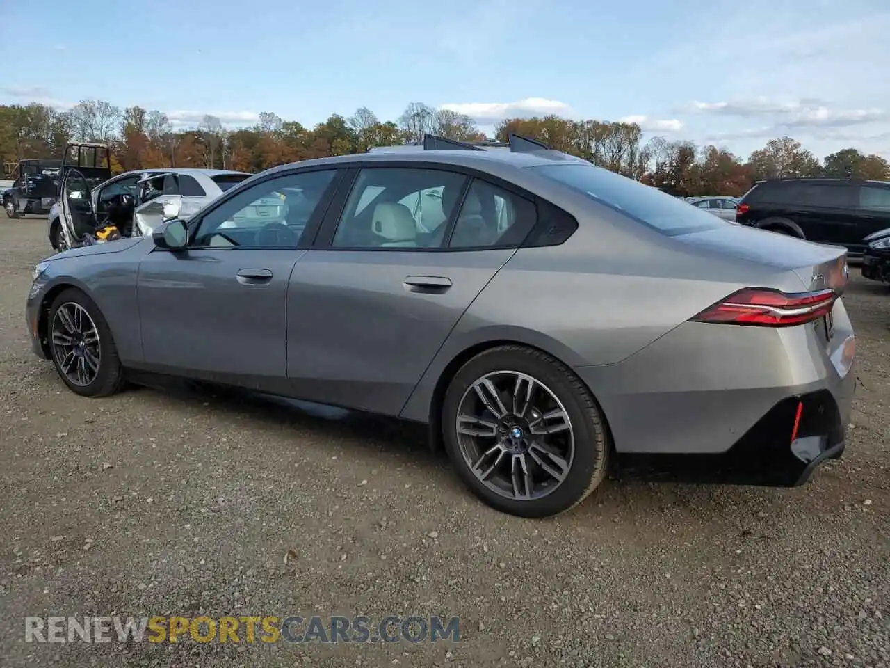 2 Photograph of a damaged car WBA63FJ05SCT36941 BMW 5 SERIES 2025
