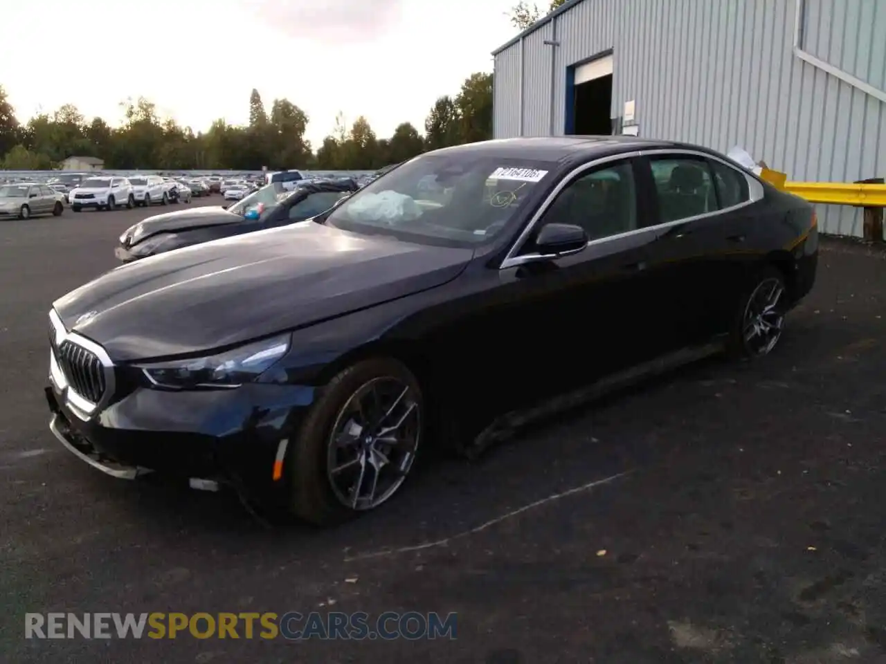 1 Фотография поврежденного автомобиля WBA53FJ0XVCY18093 BMW 5 SERIES 2027