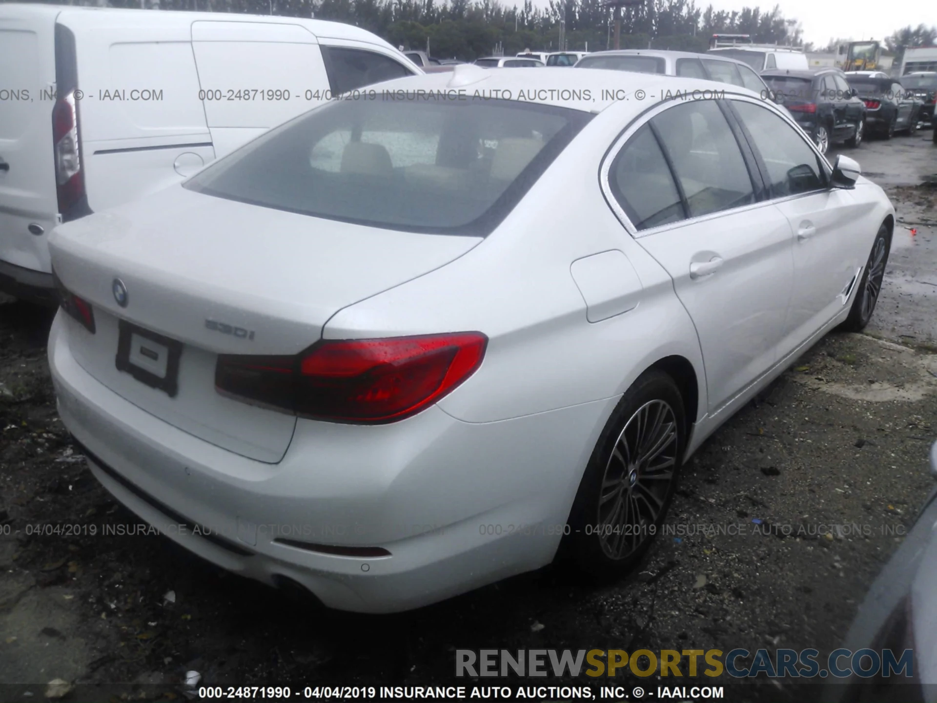 4 Фотография поврежденного автомобиля WBAJA5C59KWW18856 BMW 530 2019
