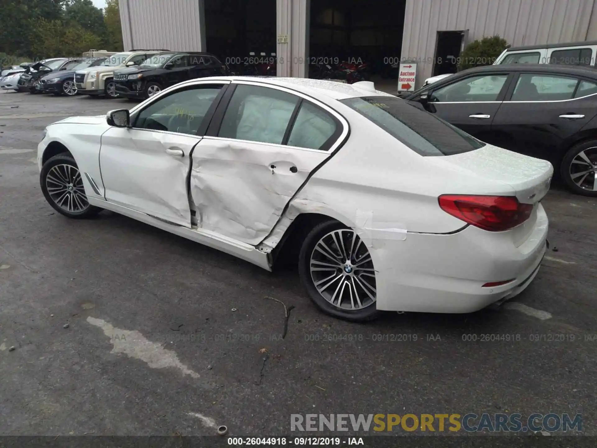 3 Photograph of a damaged car WBAJA7C53KWW16578 BMW 530 2019