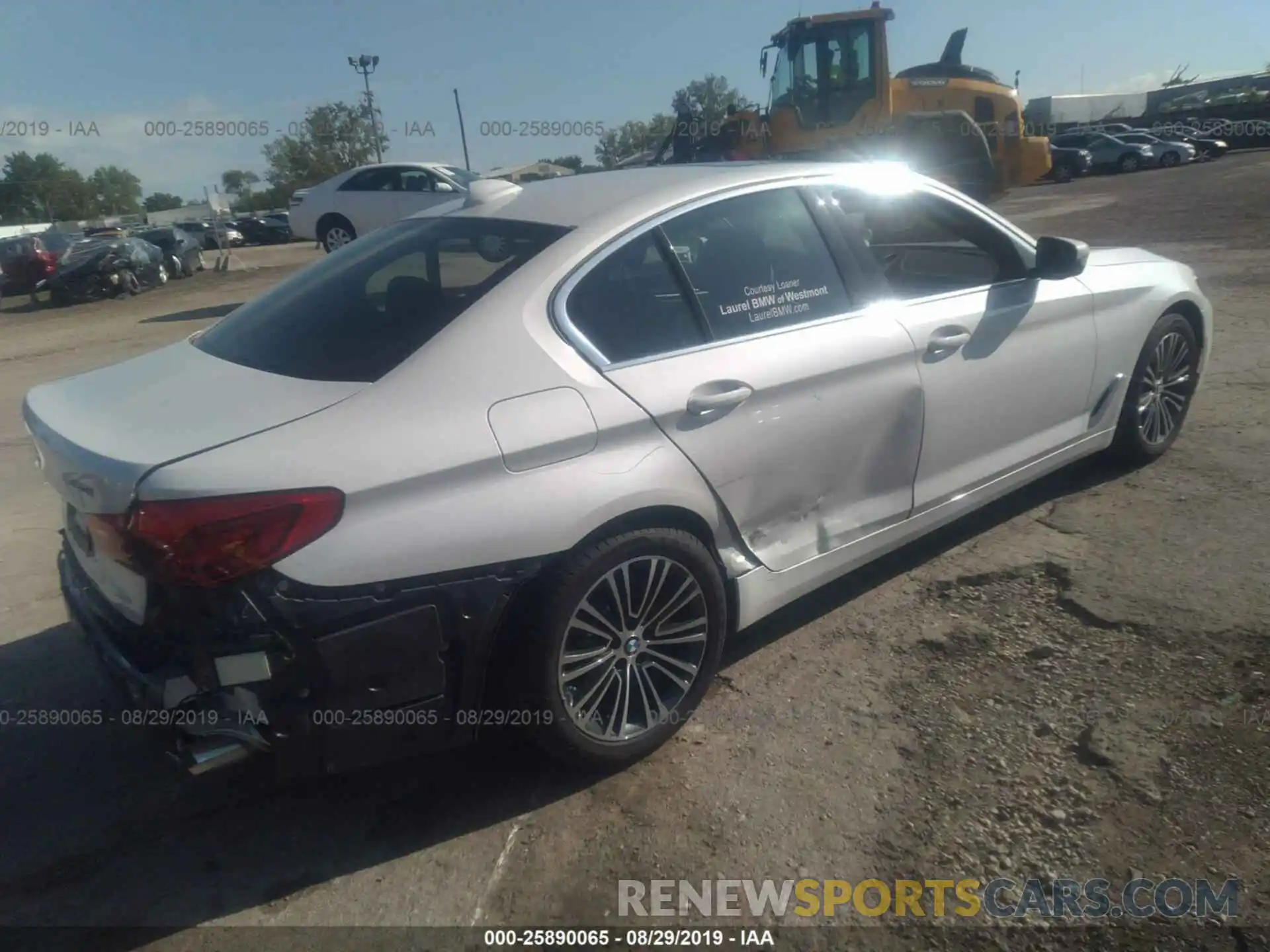 4 Photograph of a damaged car WBAJA7C56KWC77754 BMW 530 2019