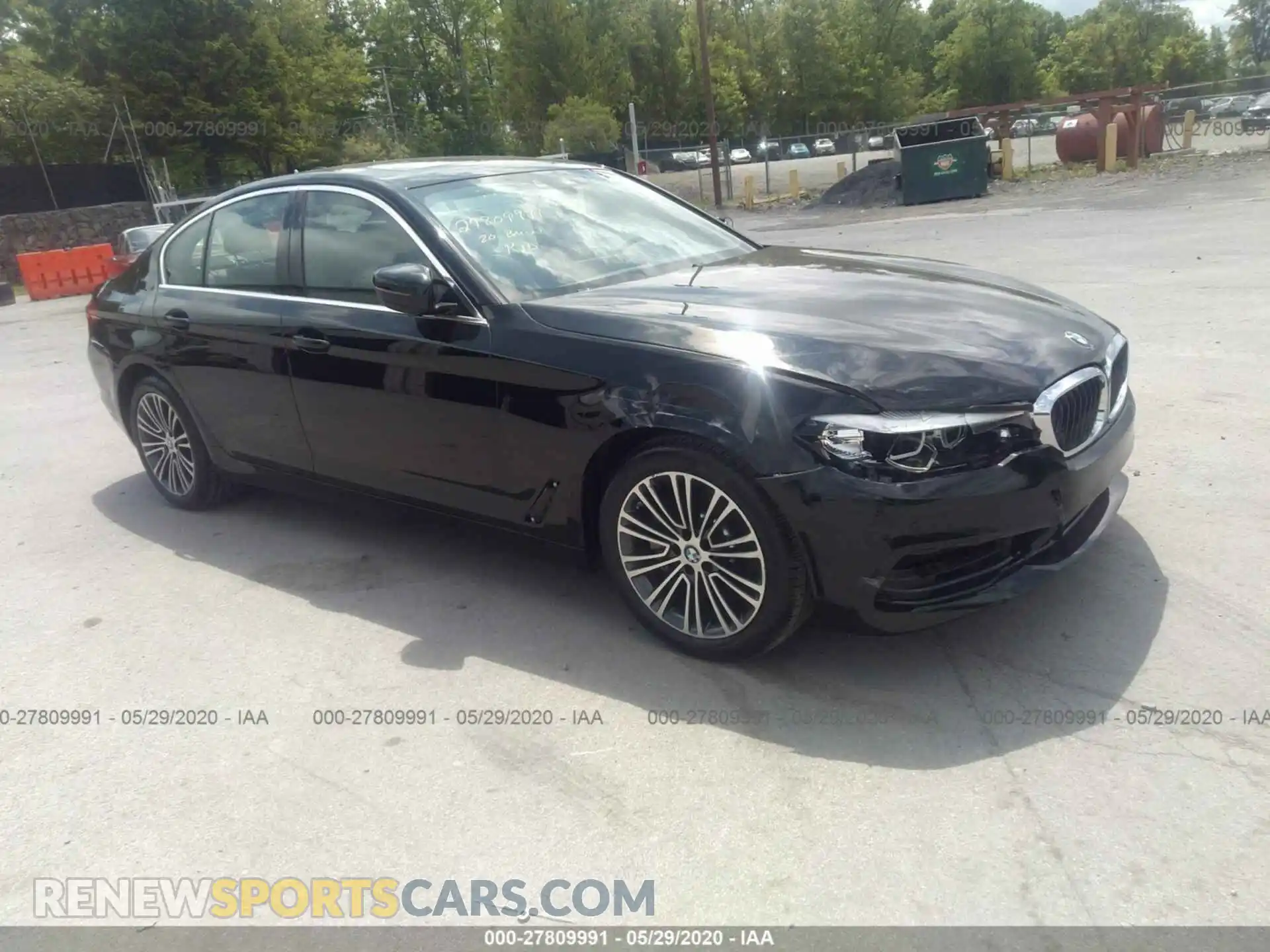 1 Photograph of a damaged car WBAJR7C04LWW64668 BMW 530 2020