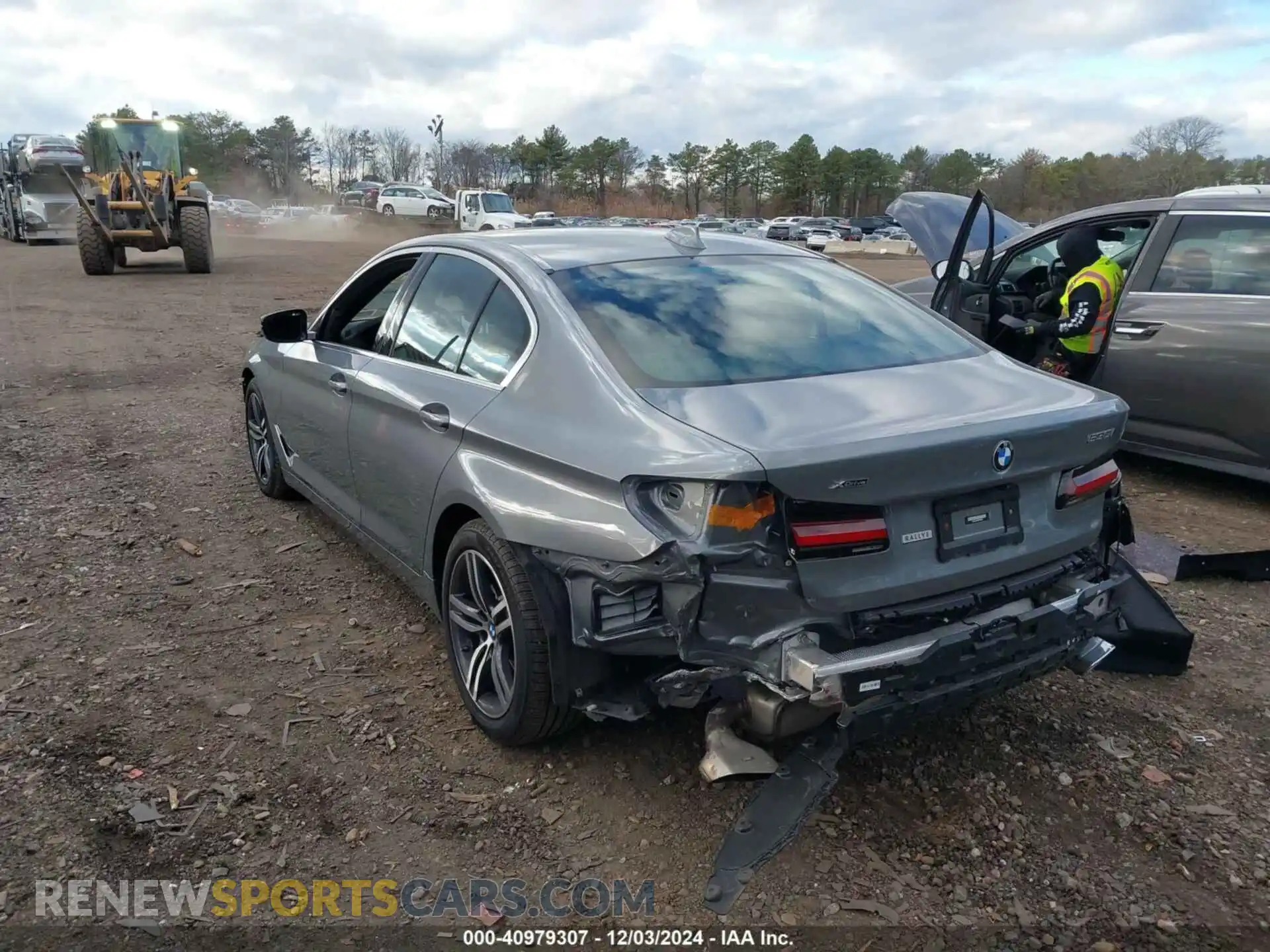3 Photograph of a damaged car WBA13BJ02PWX97927 BMW 530 2023
