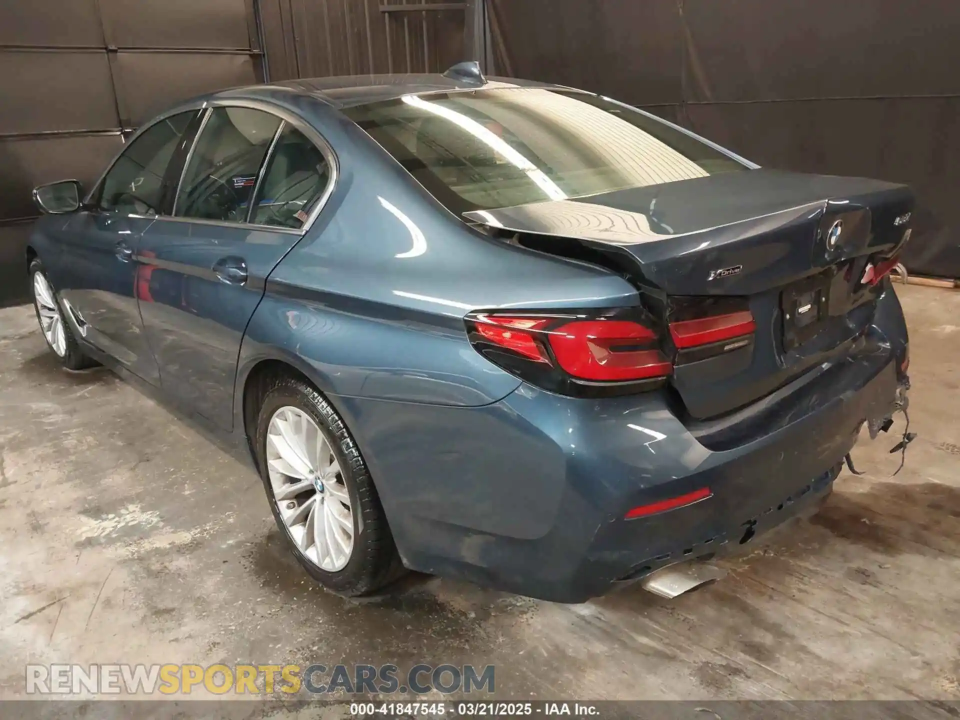 3 Photograph of a damaged car WBA13BJ09PWY22919 BMW 530 2023