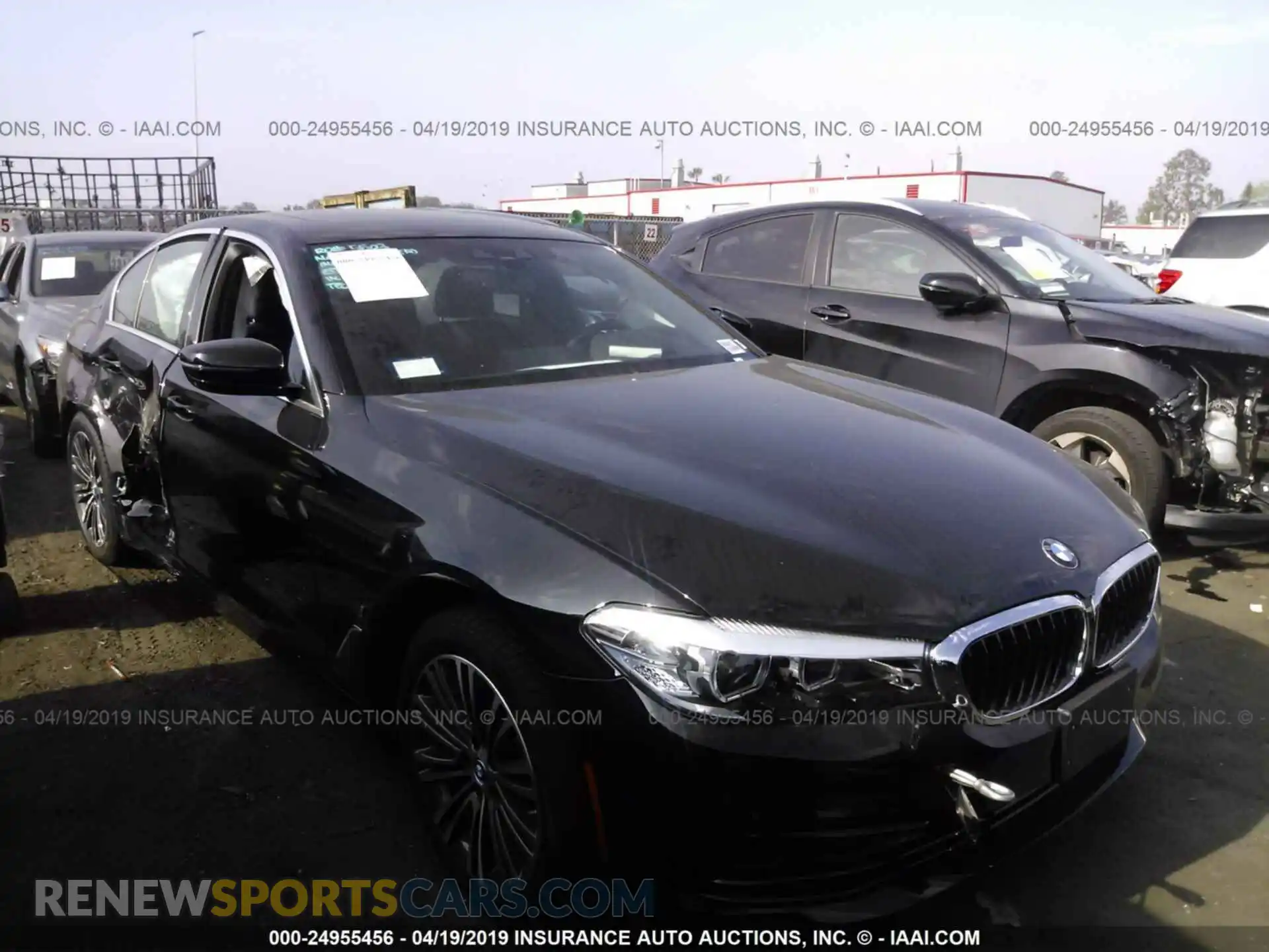 1 Photograph of a damaged car WBAJA9C54KB254117 BMW 530E 2019