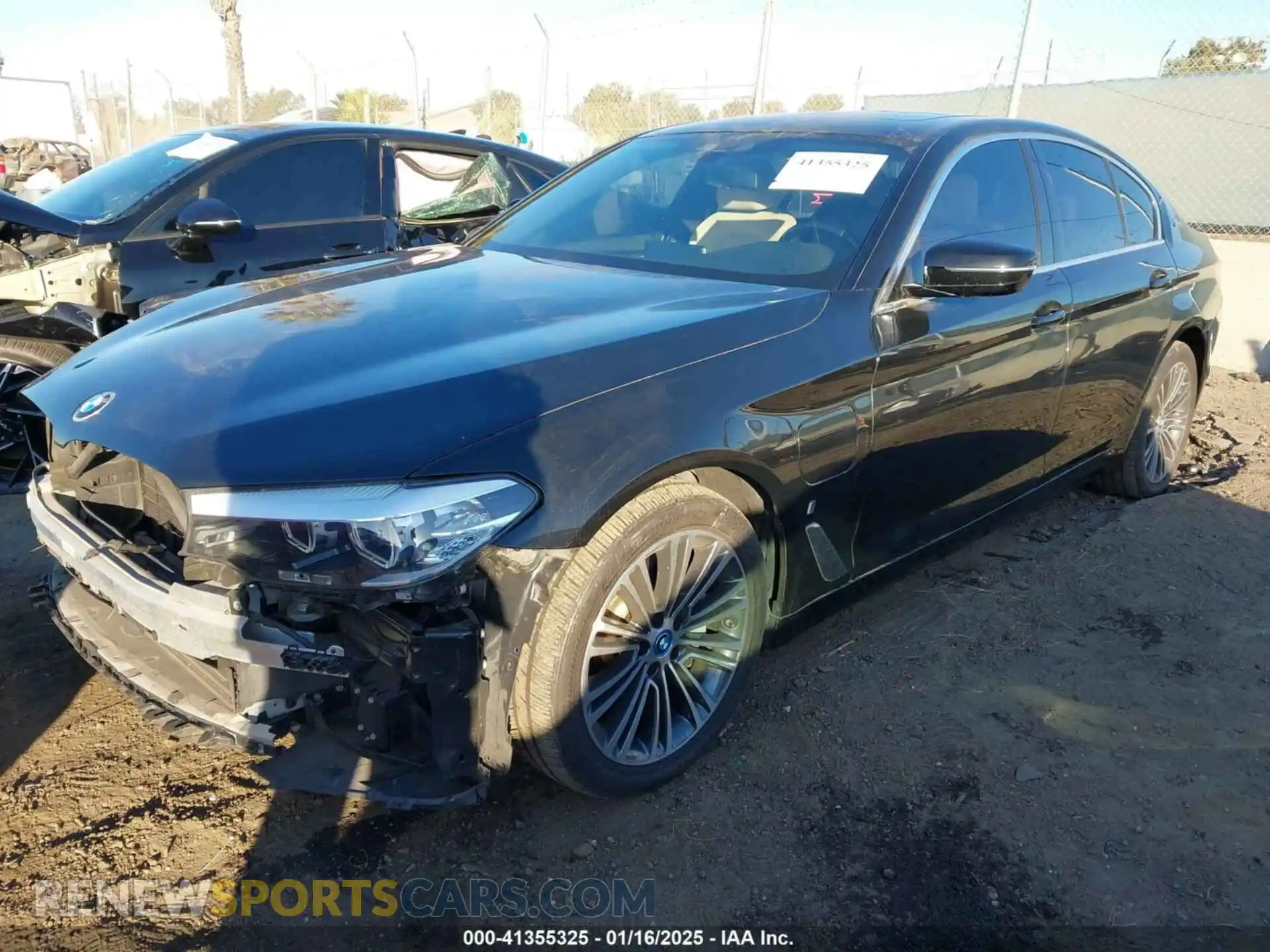 2 Photograph of a damaged car WBAJA9C57KB392444 BMW 530E 2019