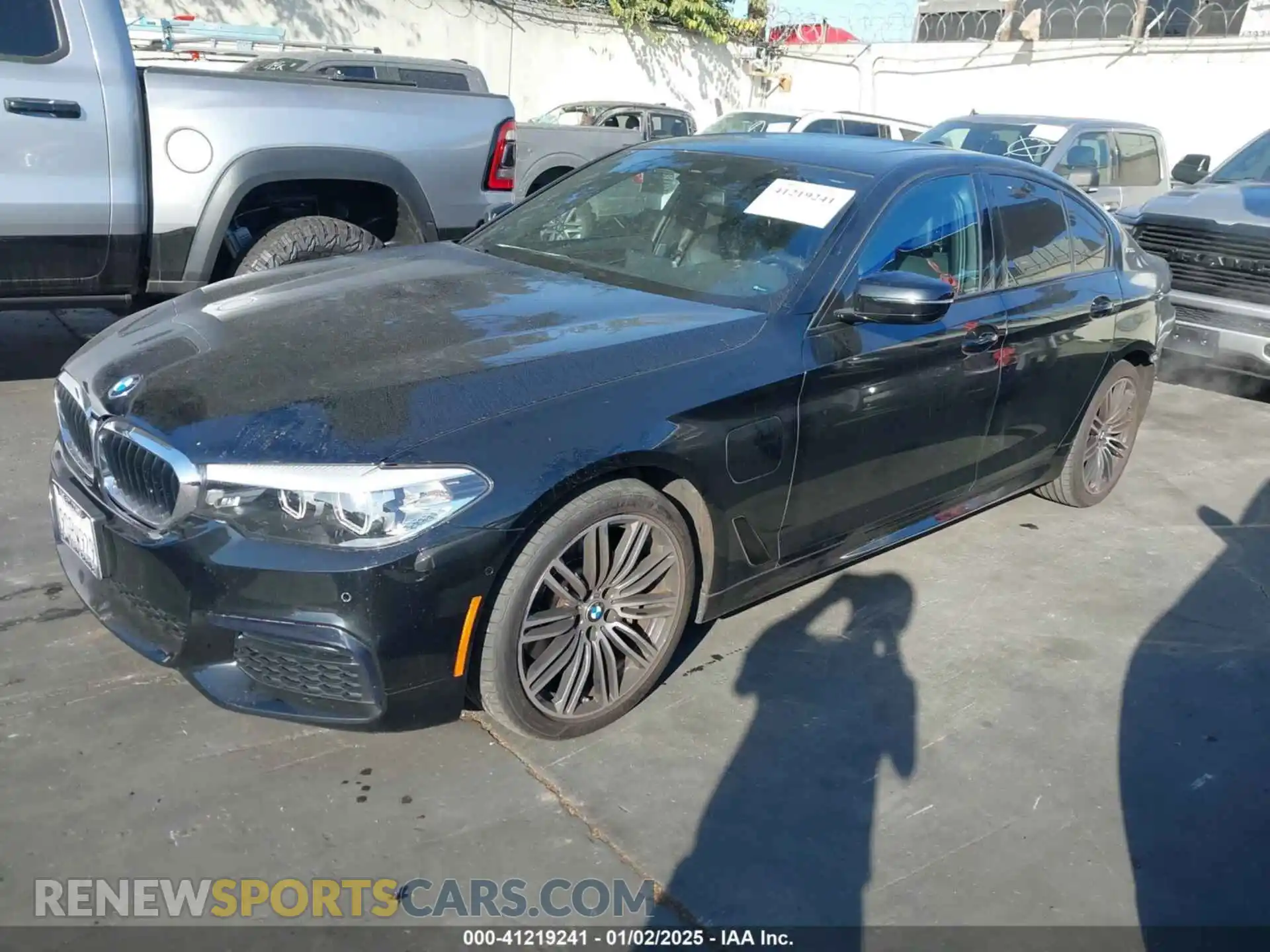 2 Photograph of a damaged car WBAJA9C57KB399703 BMW 530E 2019