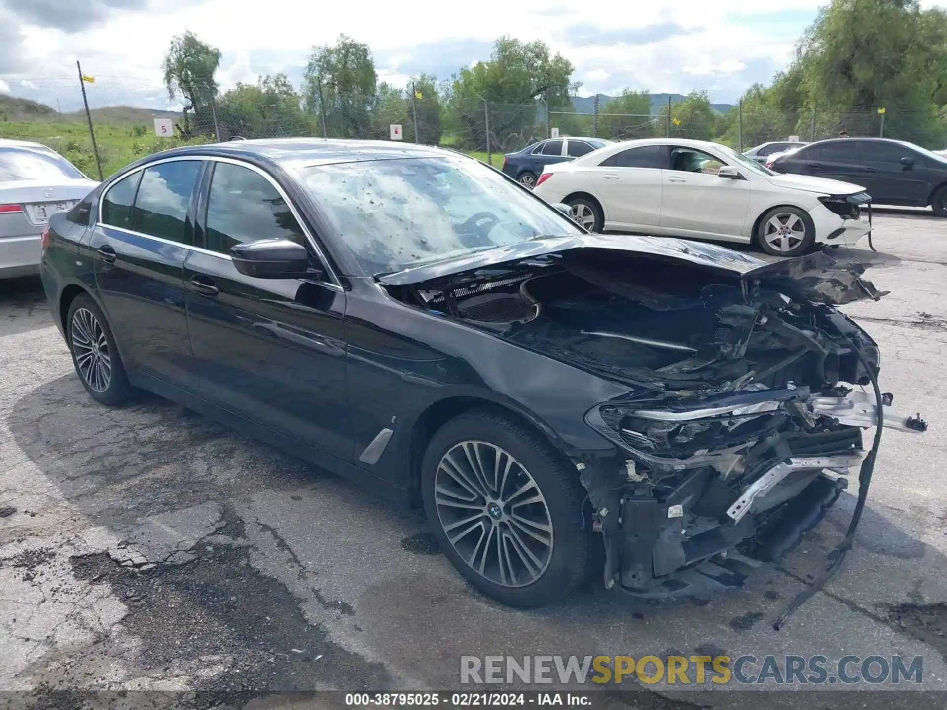 1 Photograph of a damaged car WBAJA9C59KB388573 BMW 530E 2019