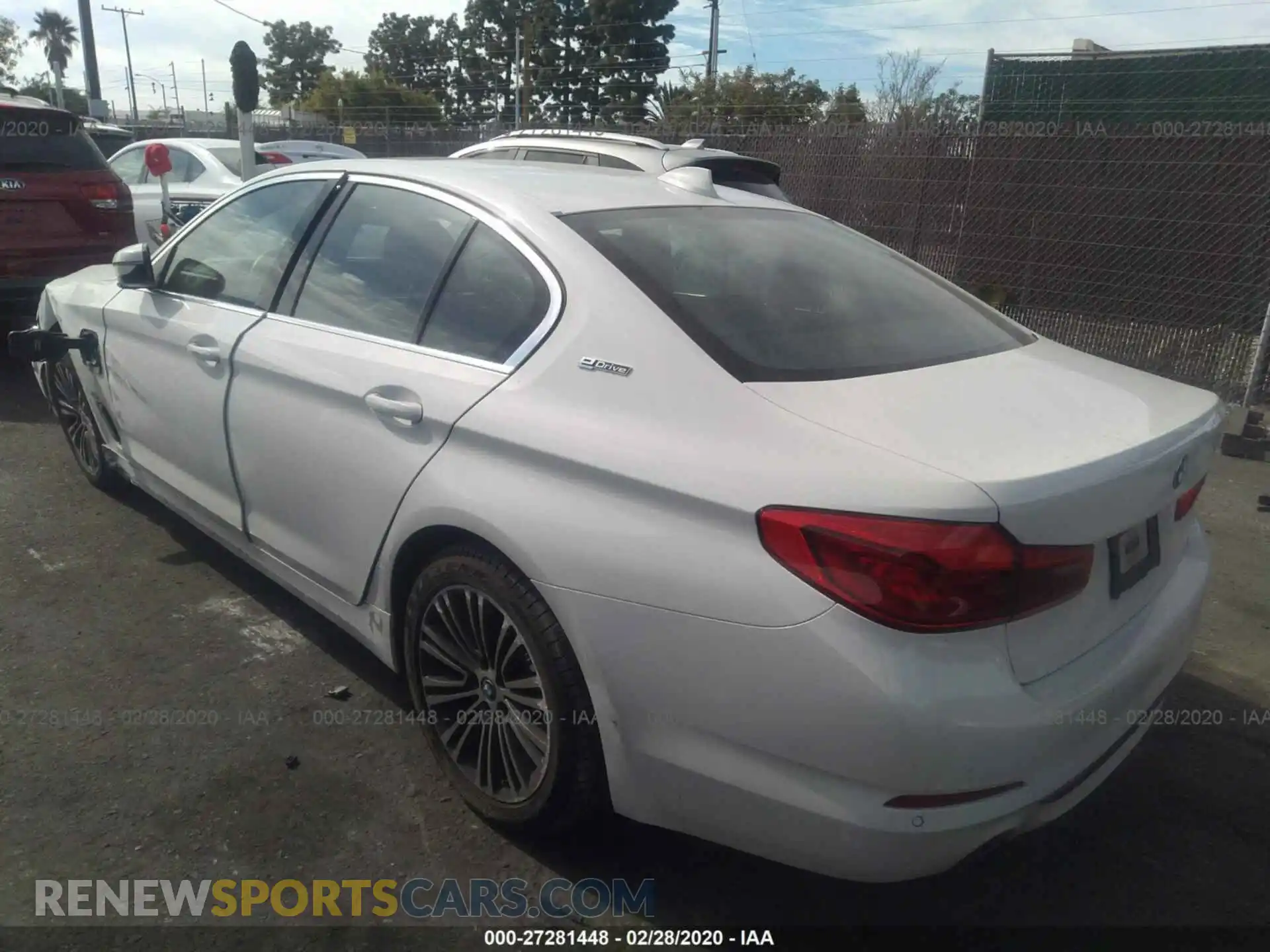 3 Photograph of a damaged car WBAJA9C59KB389643 BMW 530E 2019