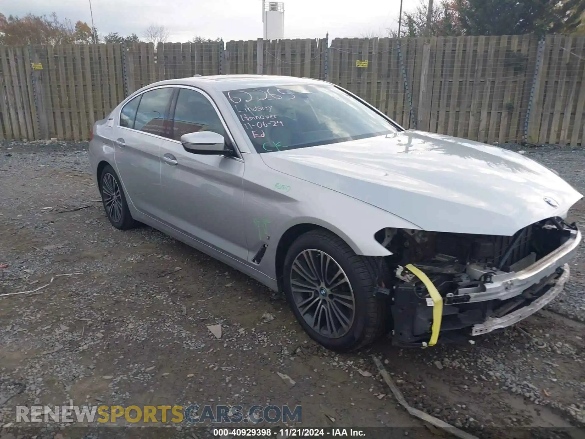 1 Photograph of a damaged car WBAJB1C51KB375590 BMW 530E 2019