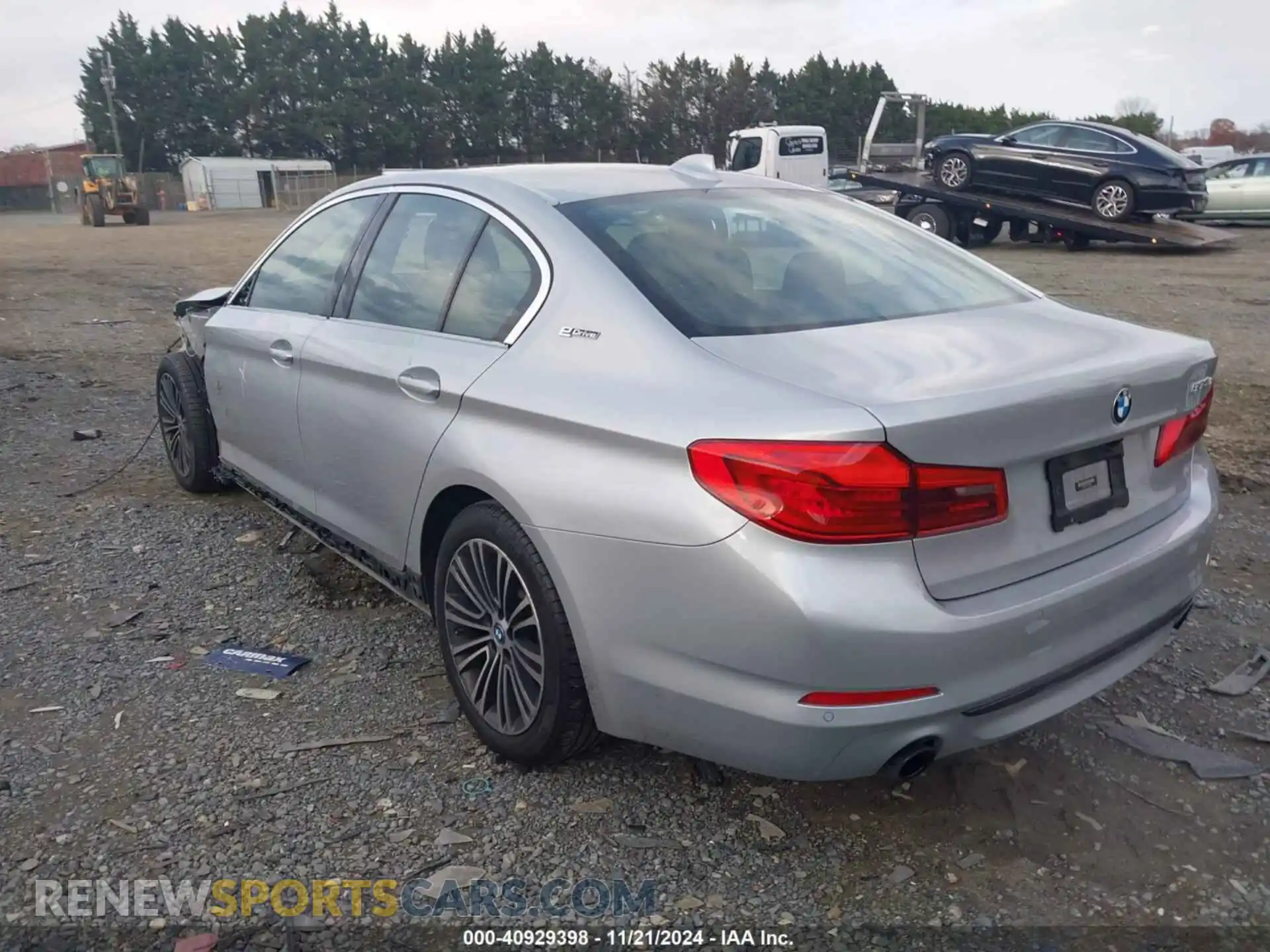 3 Photograph of a damaged car WBAJB1C51KB375590 BMW 530E 2019