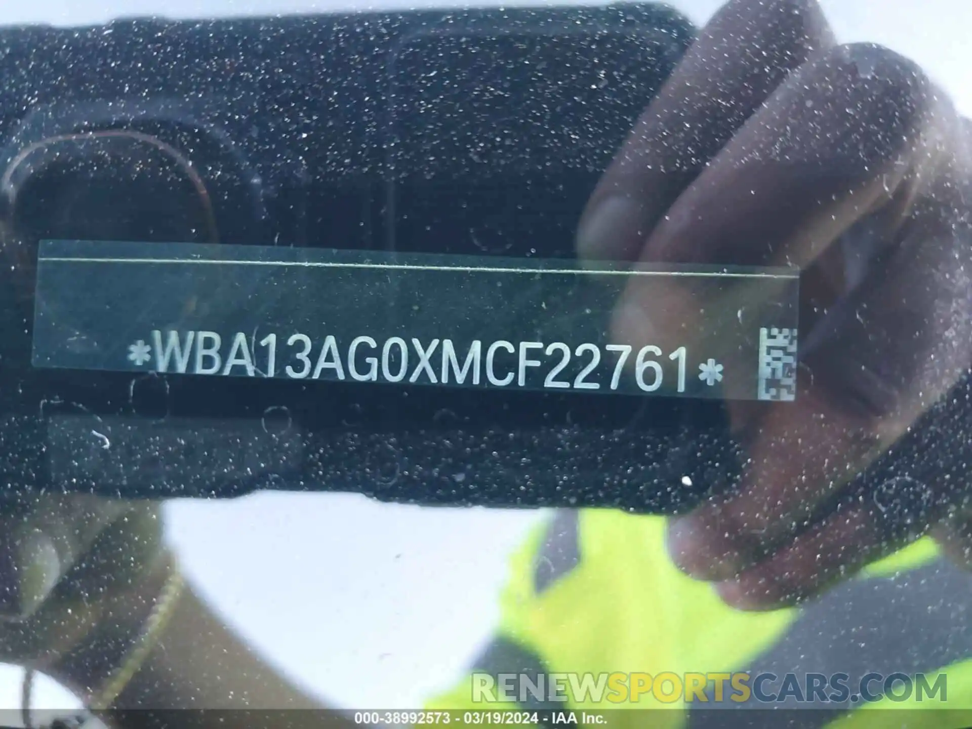 9 Photograph of a damaged car WBA13AG0XMCF22761 BMW 530E 2021