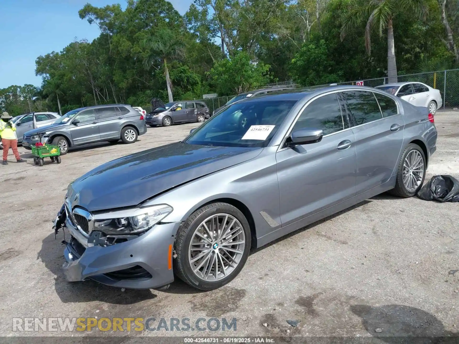 2 Photograph of a damaged car WBAJA5C50KBX87929 BMW 530I 2019
