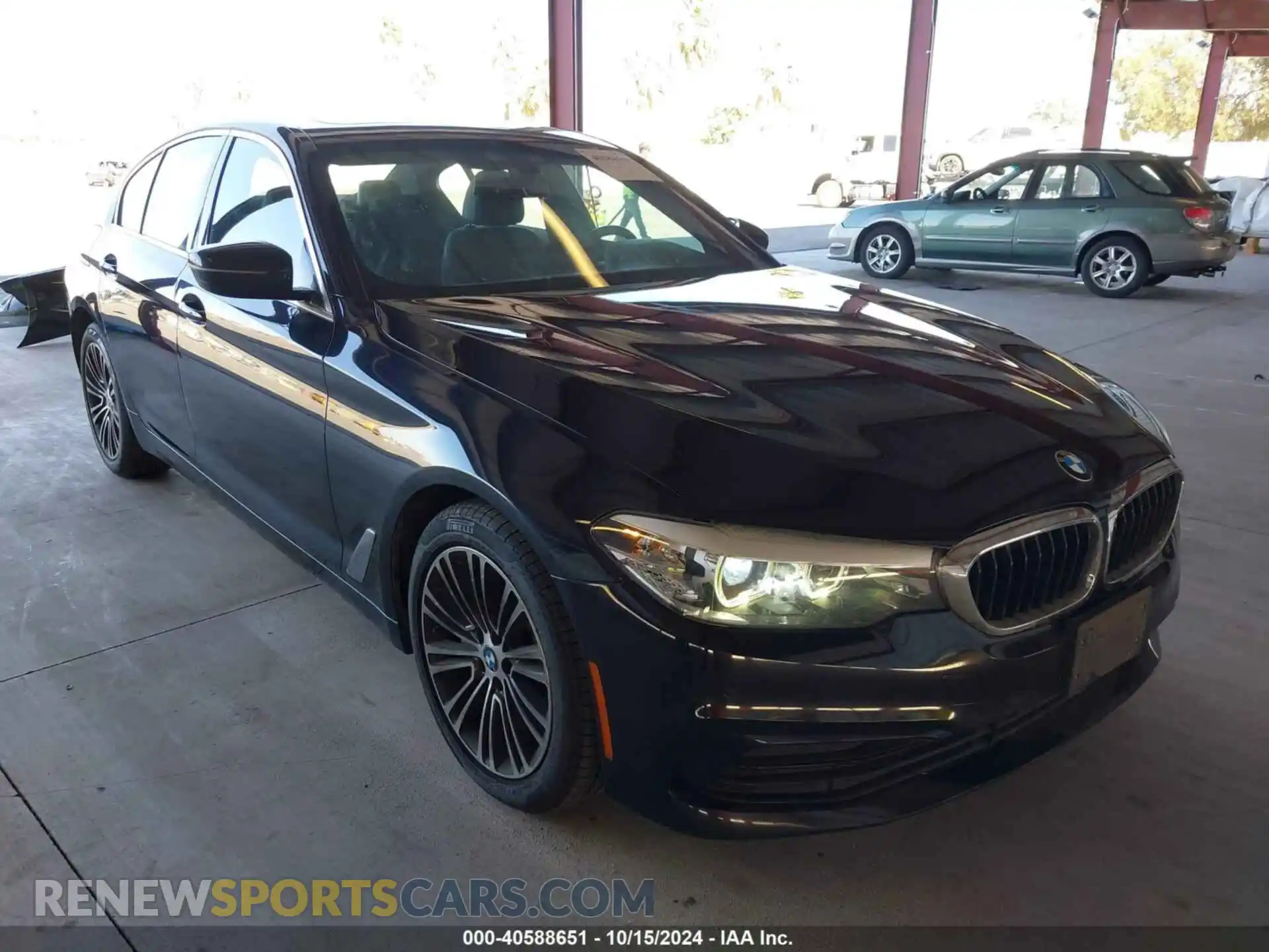 1 Photograph of a damaged car WBAJA5C50KWW21192 BMW 530I 2019