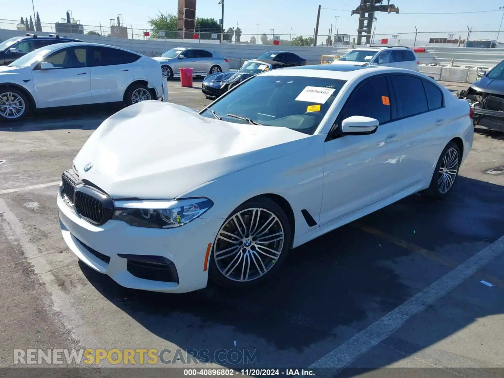 2 Photograph of a damaged car WBAJA5C52KWA57922 BMW 530I 2019