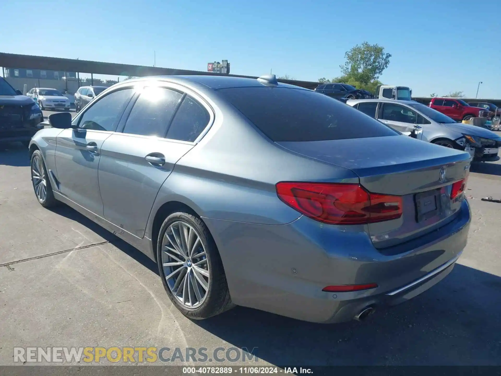 3 fotografías del automóvil dañado WBAJA5C58KWA57746 BMW 530I 2019