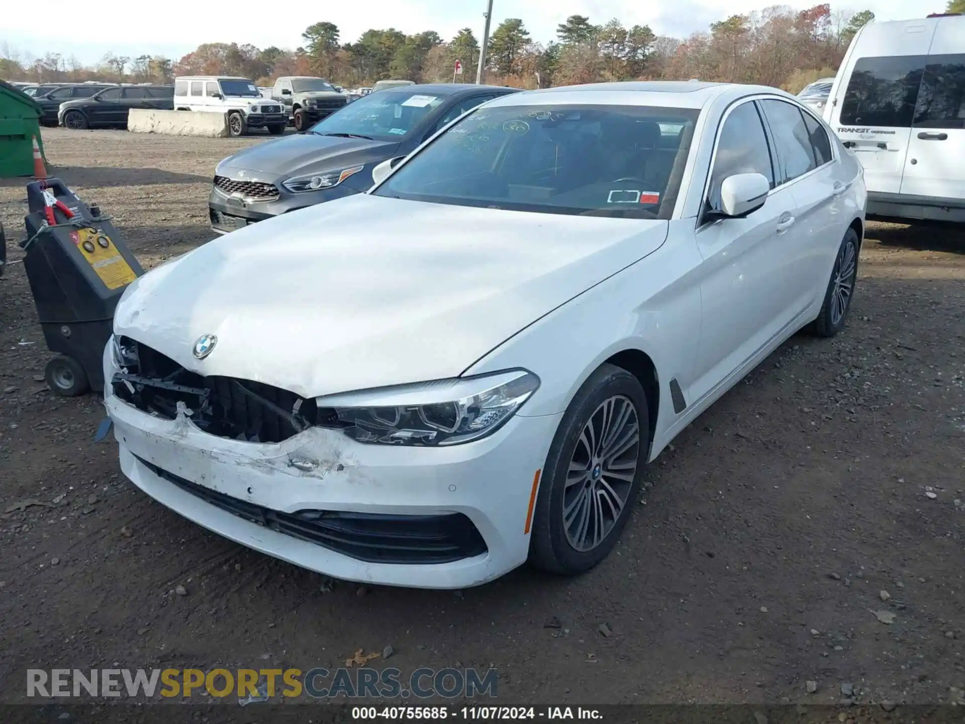 2 fotografías del automóvil dañado WBAJA7C52KWW17432 BMW 530I 2019