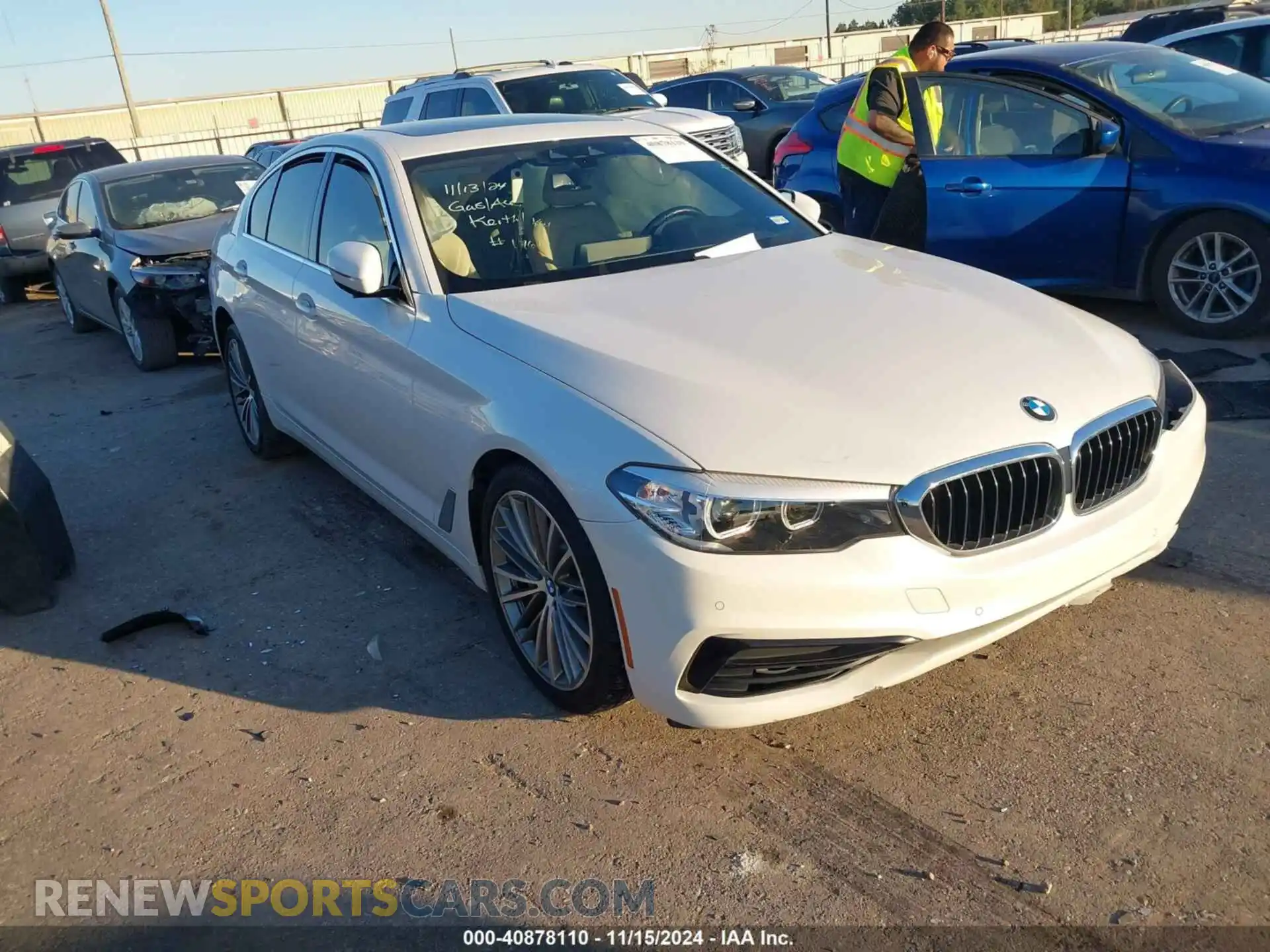 1 Photograph of a damaged car WBAJR3C00LWW61761 BMW 530I 2020