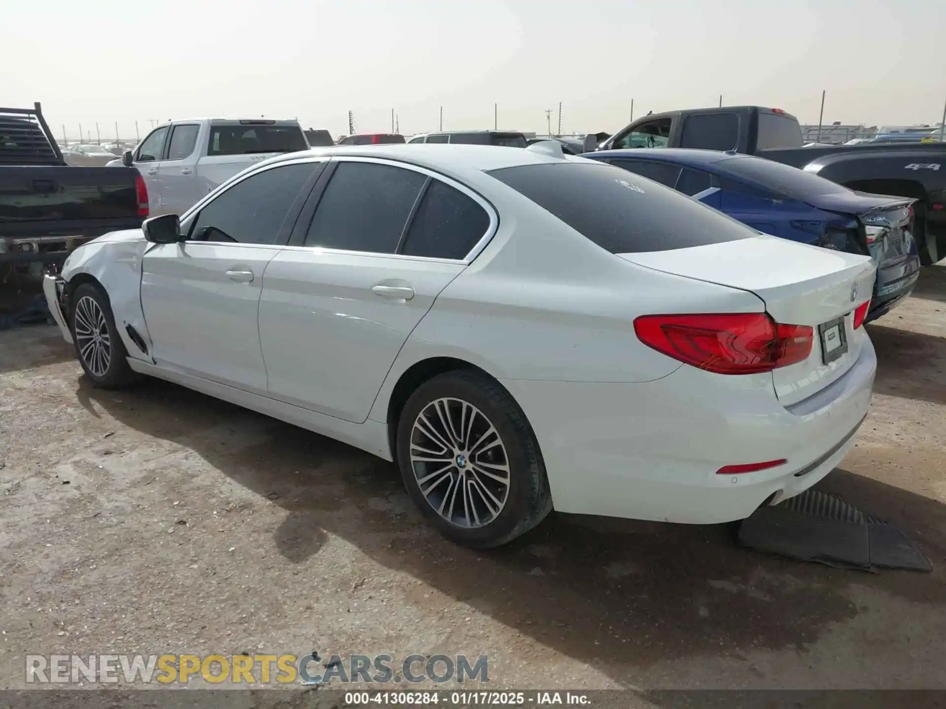 3 Photograph of a damaged car WBAJR3C01LWW67827 BMW 530I 2020