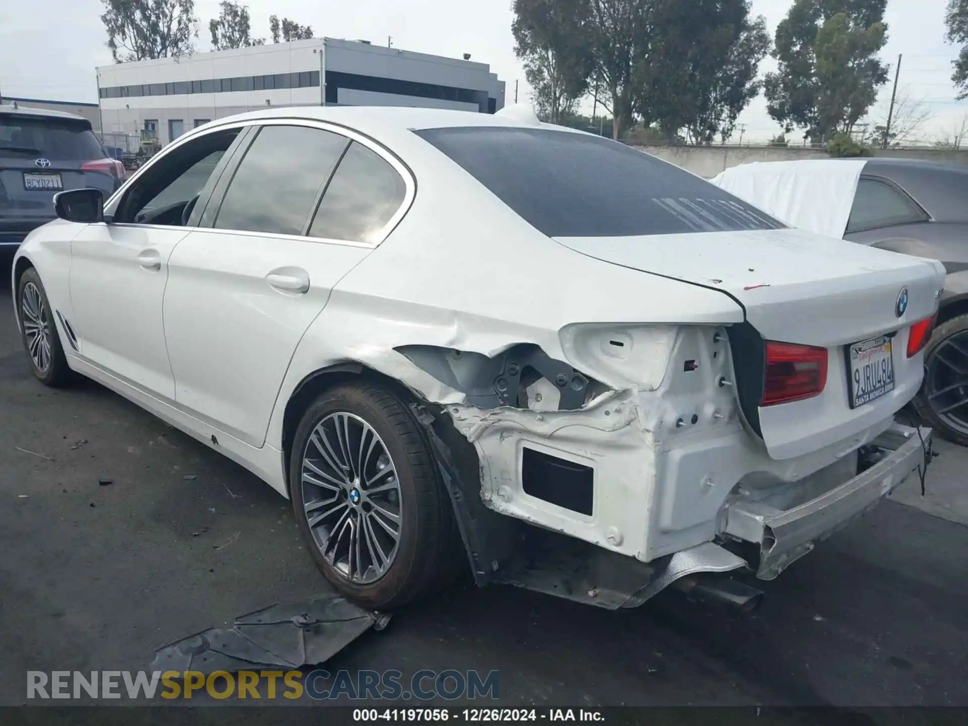 3 Photograph of a damaged car WBAJR3C05LCE47952 BMW 530I 2020