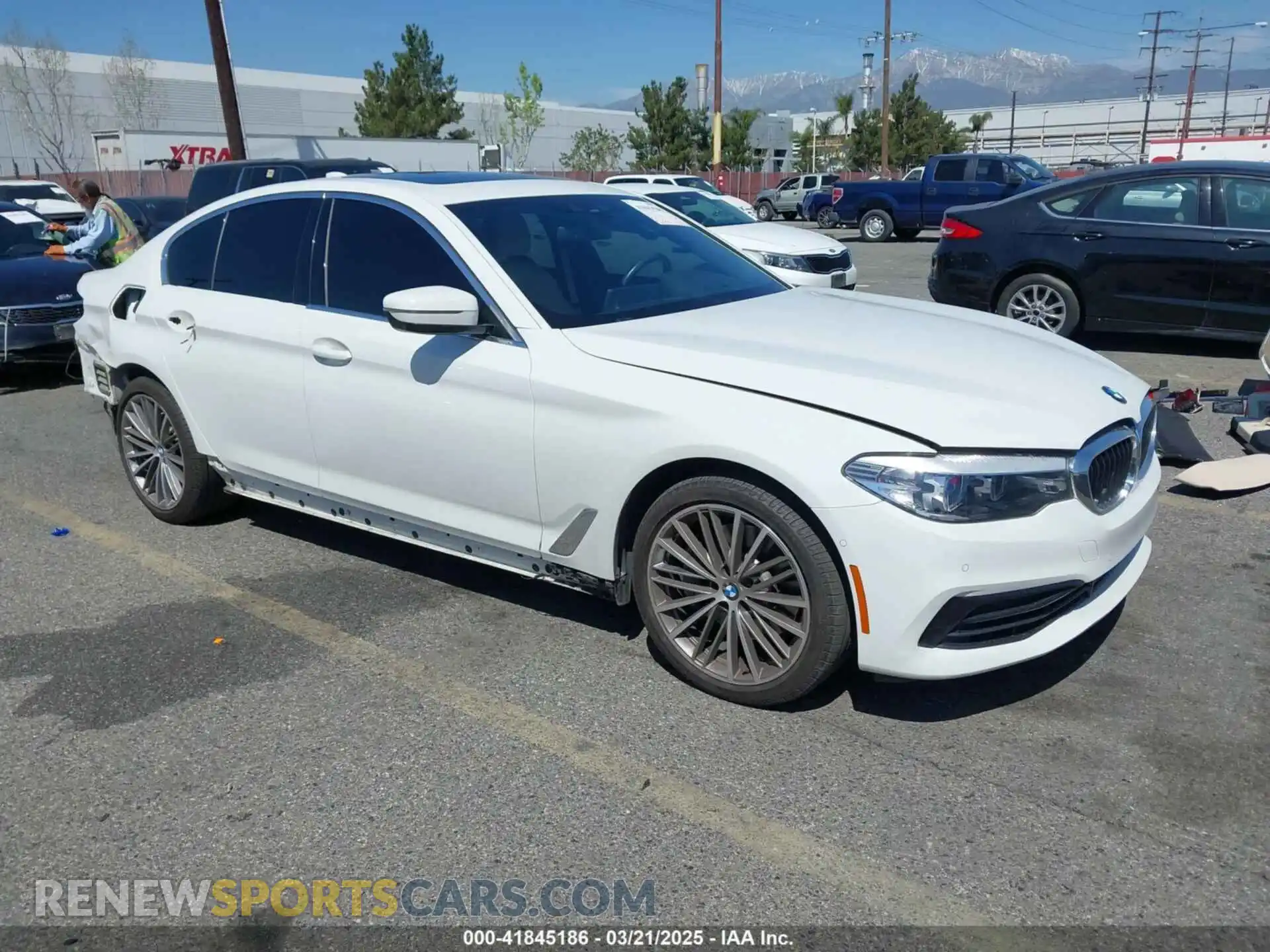 1 Photograph of a damaged car WBAJR3C06LCE63836 BMW 530I 2020