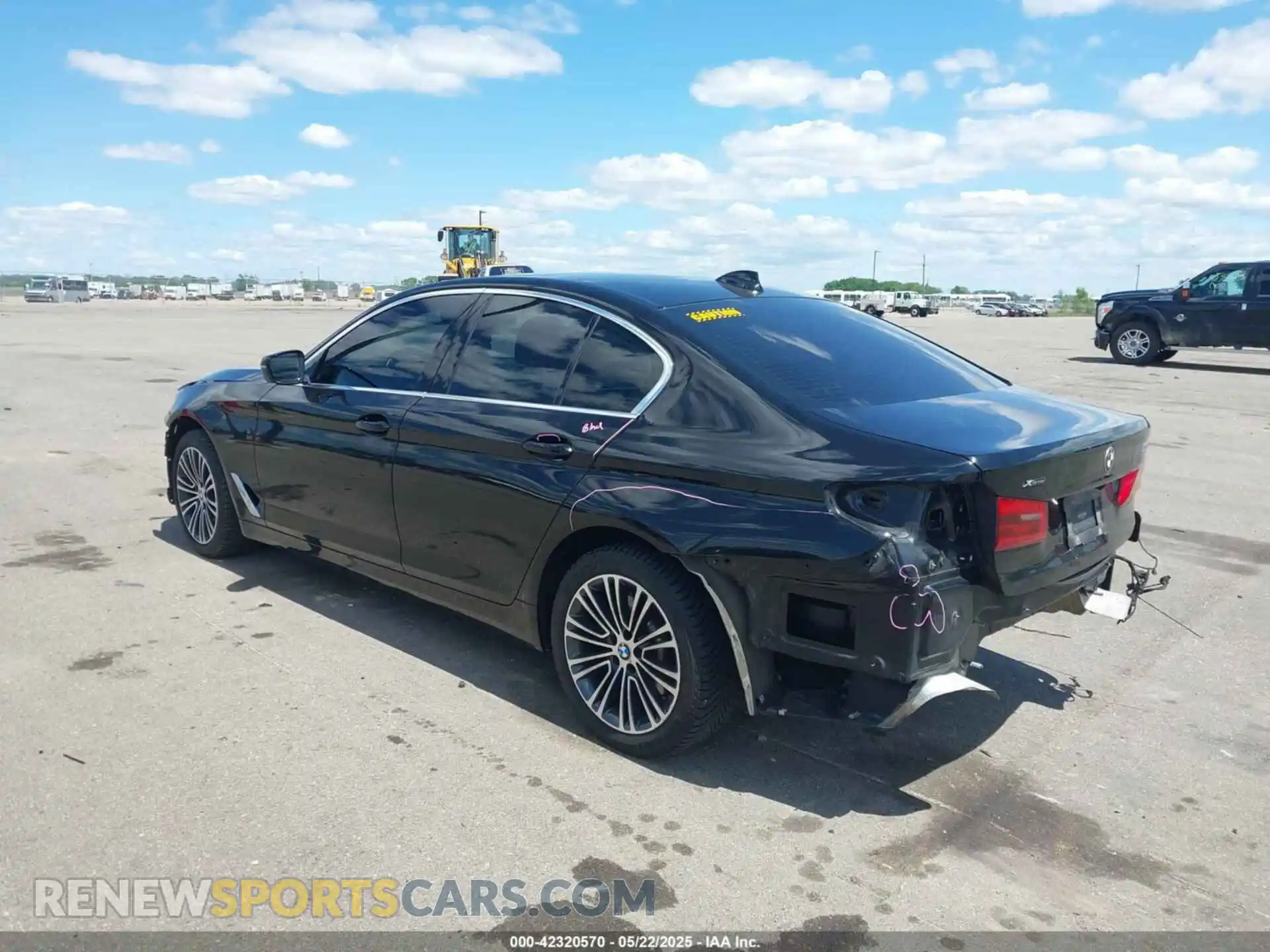 3 Photograph of a damaged car WBAJR7C00LBP96334 BMW 530I 2020