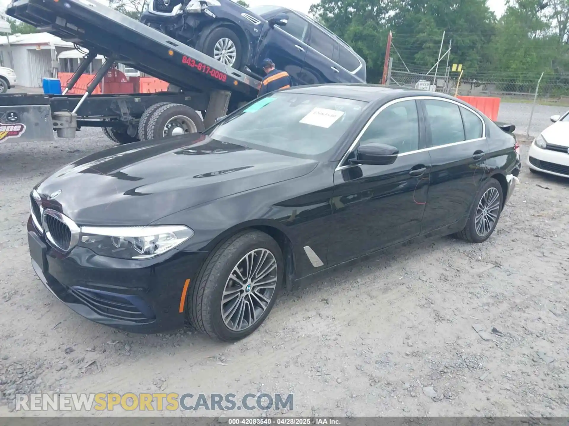2 Photograph of a damaged car WBAJR7C06LWW65210 BMW 530I 2020