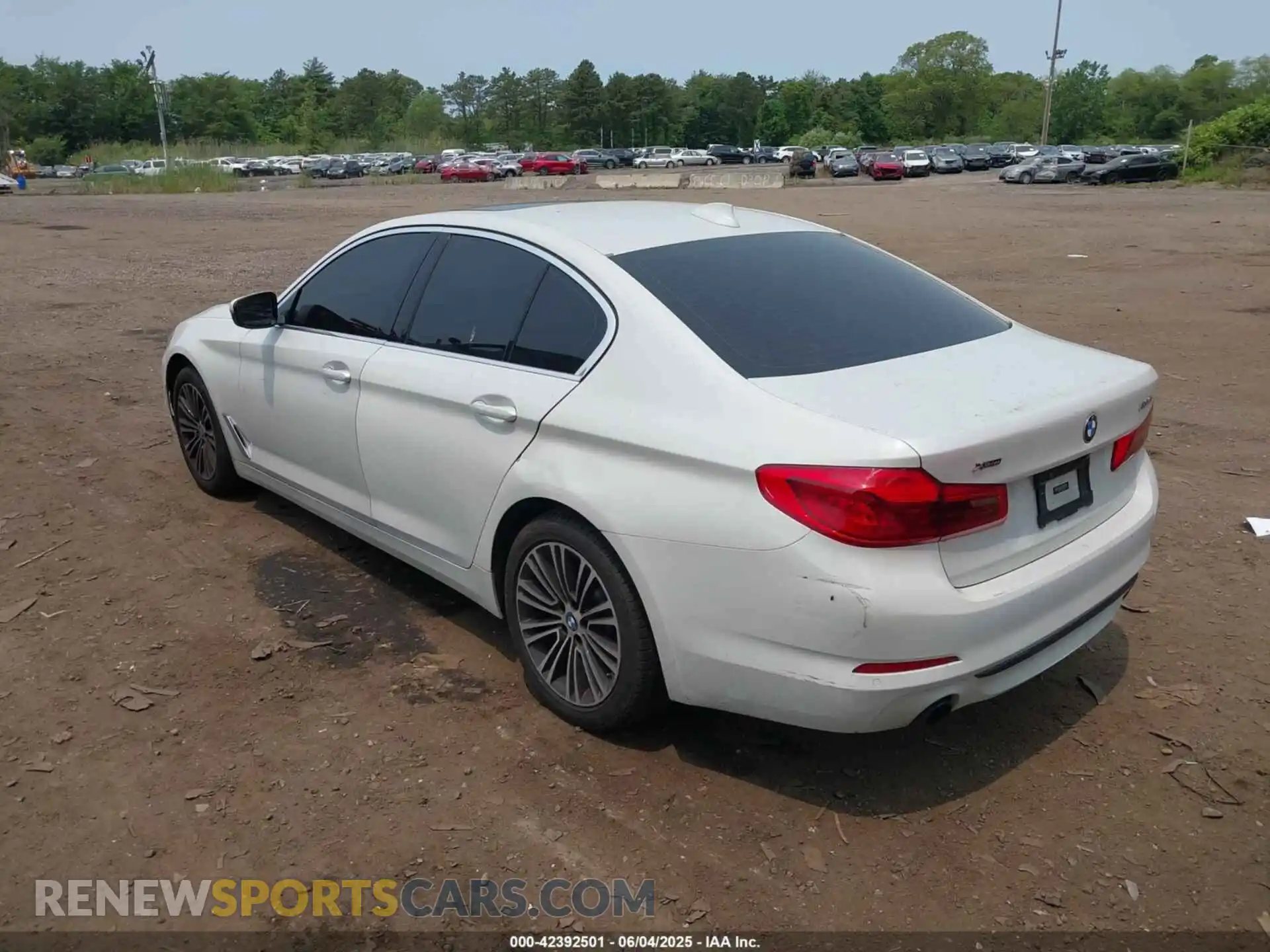 3 Photograph of a damaged car WBAJR7C07LCE45725 BMW 530I 2020