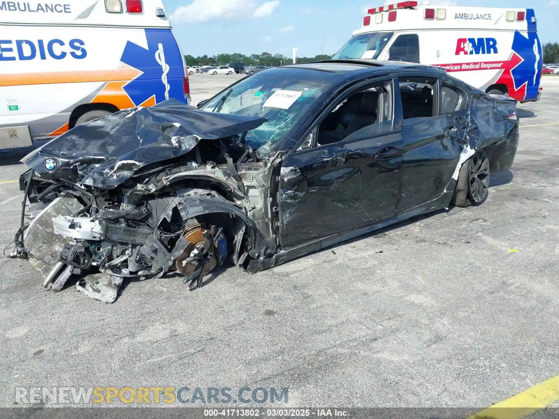 2 Photograph of a damaged car WBA53BH00MWX06009 BMW 530I 2021