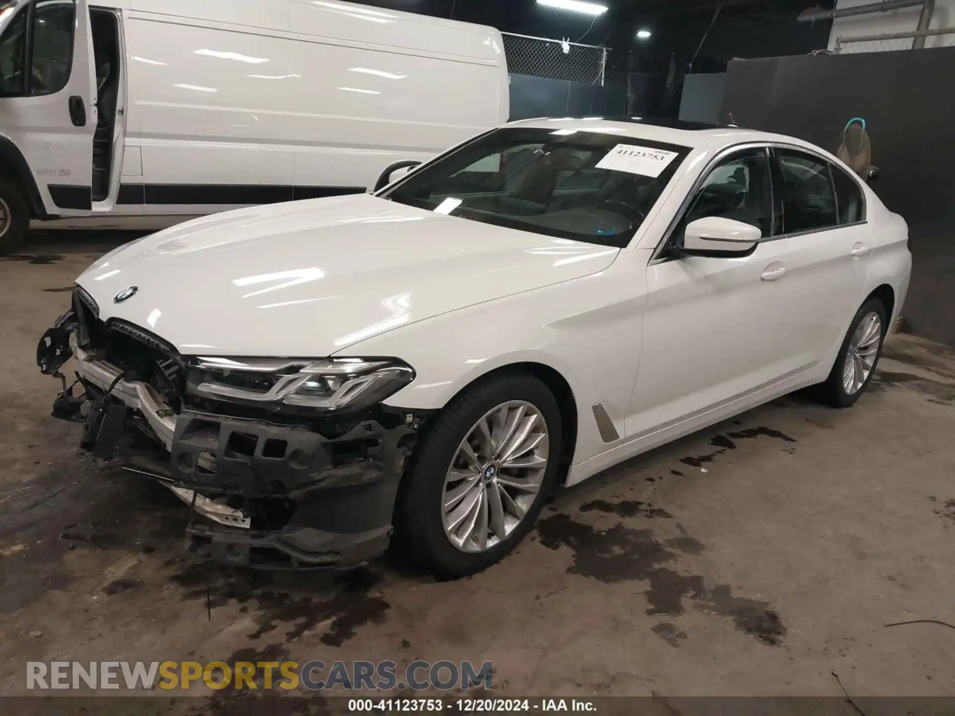 2 Photograph of a damaged car WBA53BH02MCF80188 BMW 530I 2021