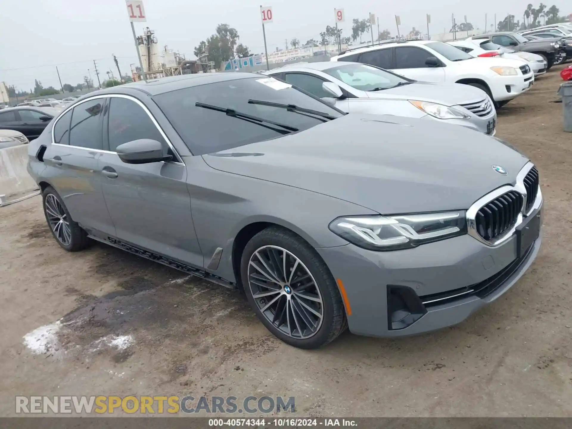 1 Photograph of a damaged car WBA53BH03MWX33172 BMW 530I 2021