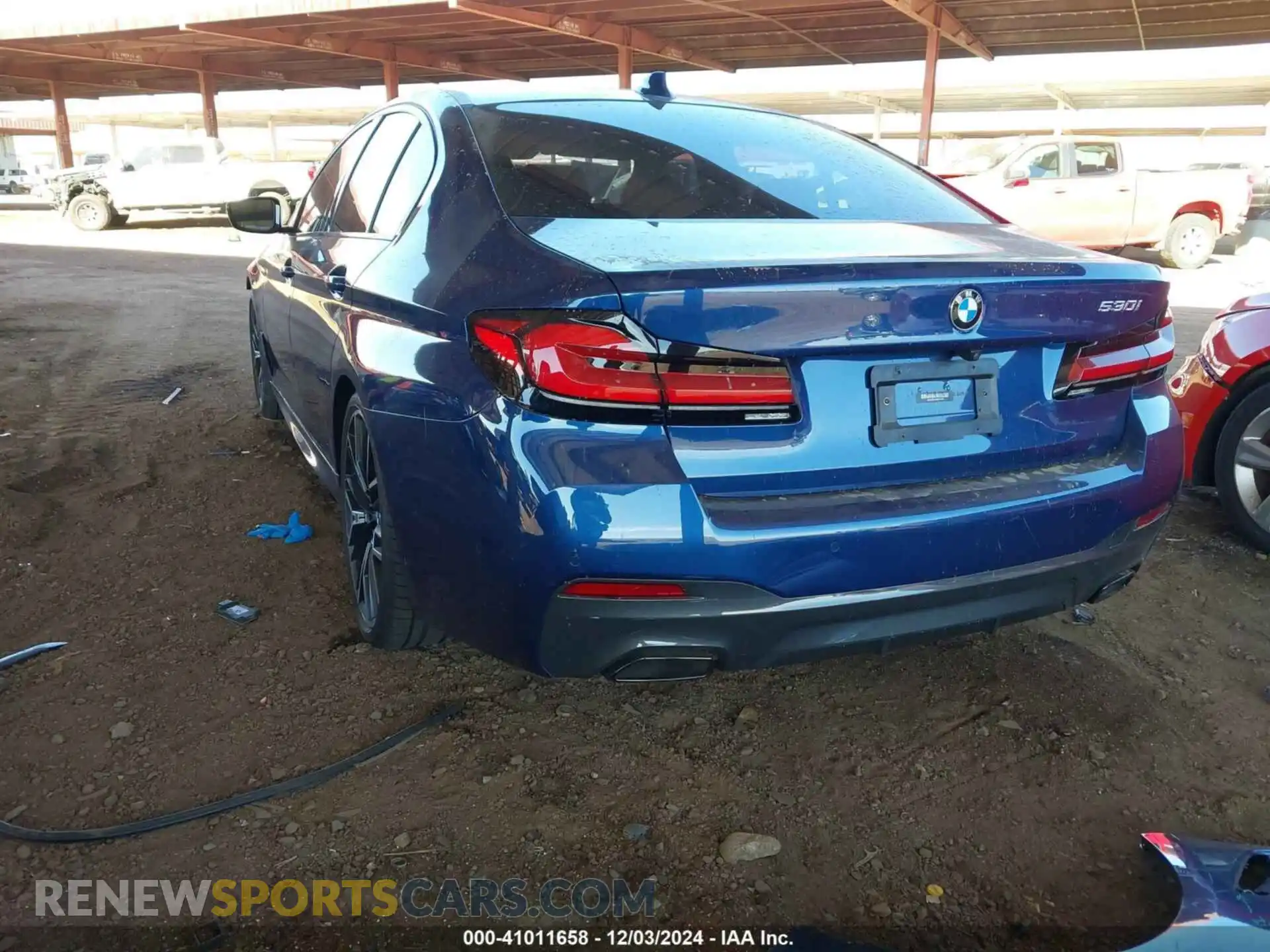 3 Фотография поврежденного автомобиля WBA53BH04MWX15442 BMW 530I 2021