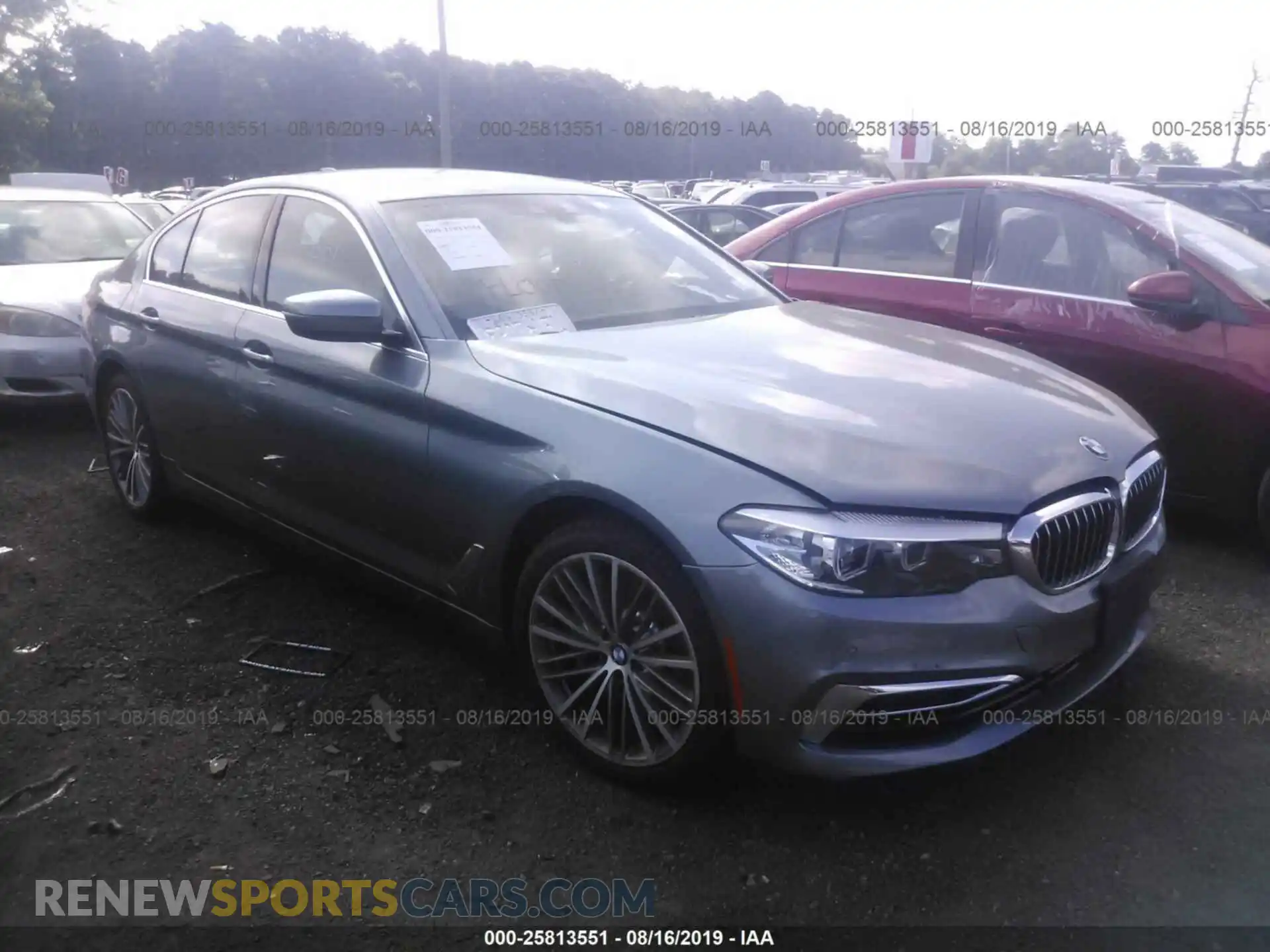 1 Photograph of a damaged car WBAJE7C52KWW16544 BMW 540 2019