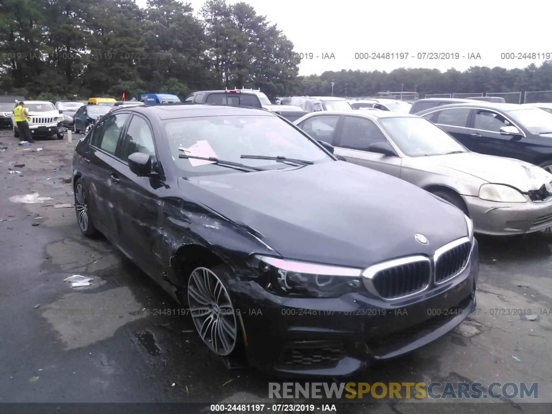 6 Photograph of a damaged car WBAJE7C53KWD53919 BMW 540 2019