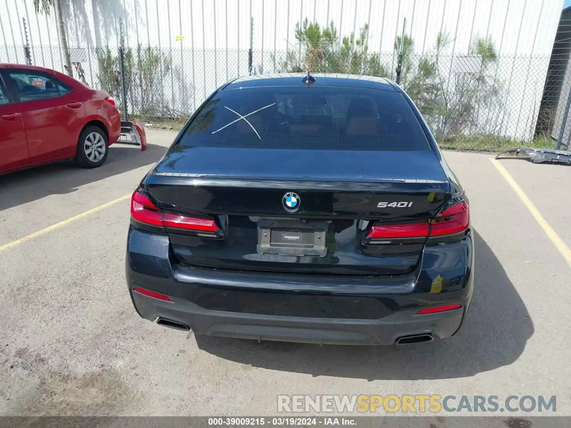 16 Photograph of a damaged car WBA53BJ05NCH70613 BMW 540 2022