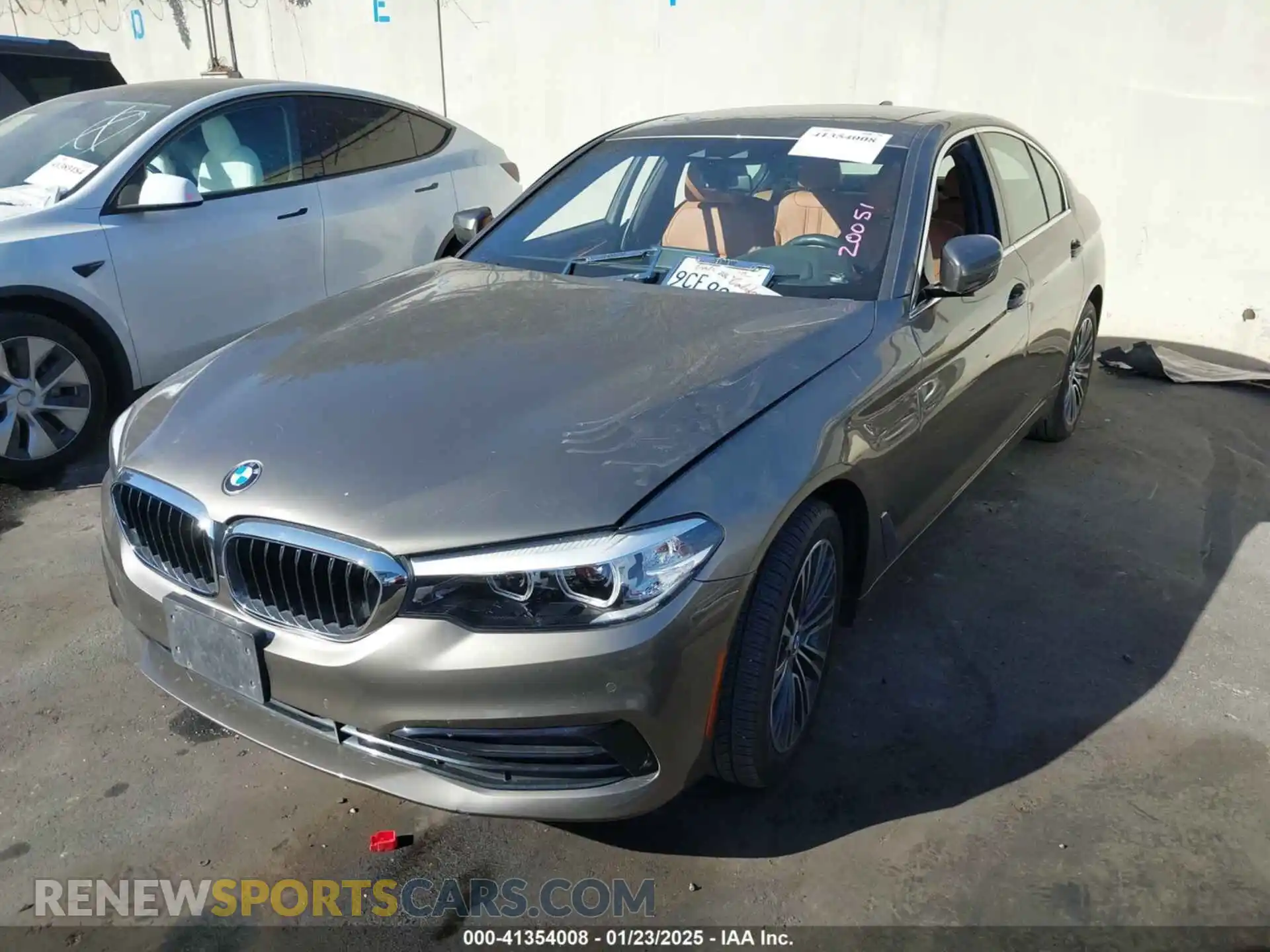2 Photograph of a damaged car WBAJE5C5XKG919389 BMW 540I 2019