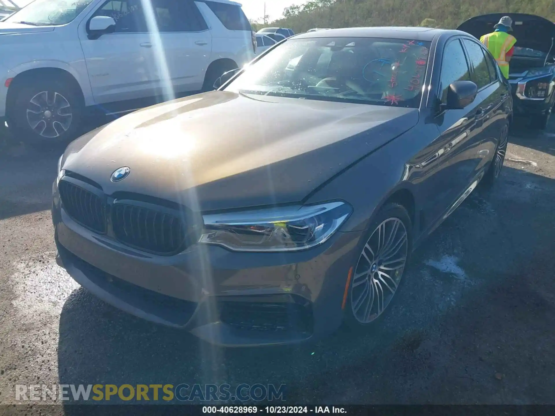 2 Photograph of a damaged car WBAJE7C58KG892575 BMW 540I 2019