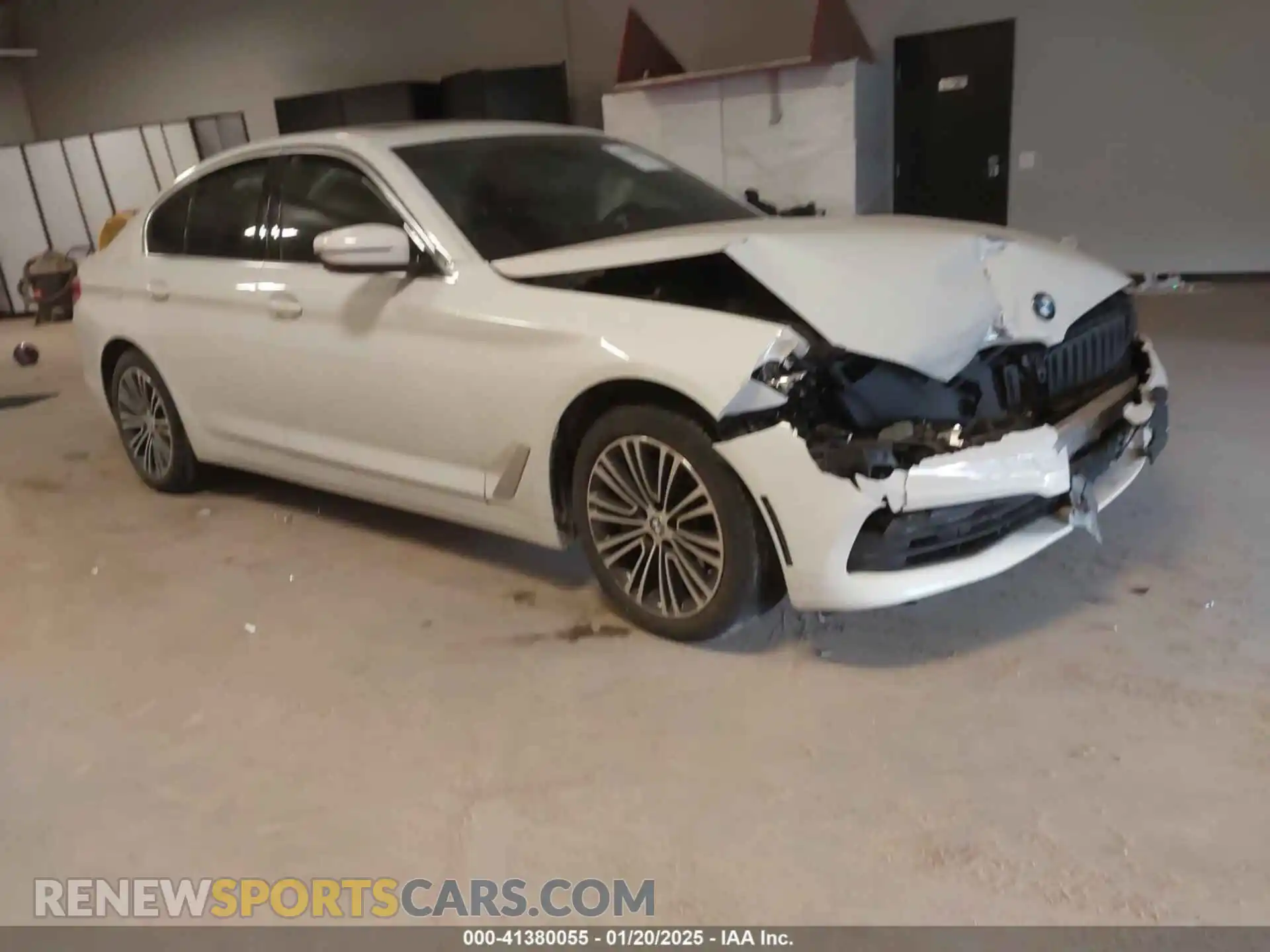 1 Photograph of a damaged car WBAJS3C0XLWW78586 BMW 540I 2020