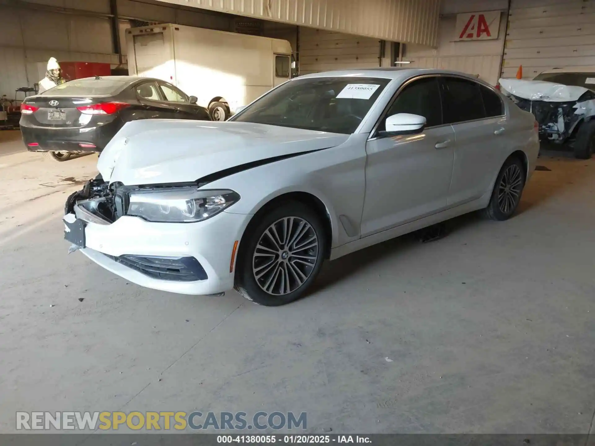 2 Photograph of a damaged car WBAJS3C0XLWW78586 BMW 540I 2020