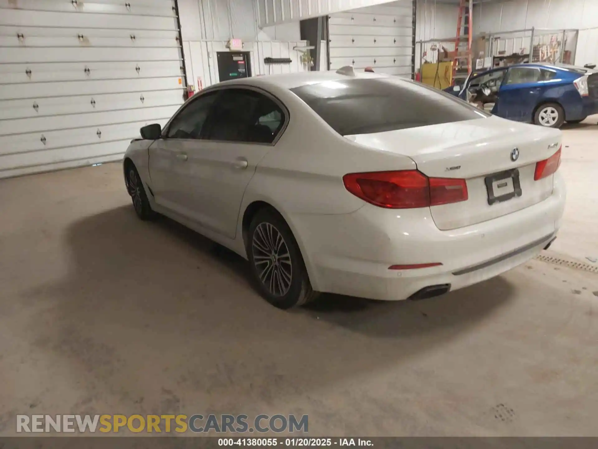 3 Photograph of a damaged car WBAJS3C0XLWW78586 BMW 540I 2020