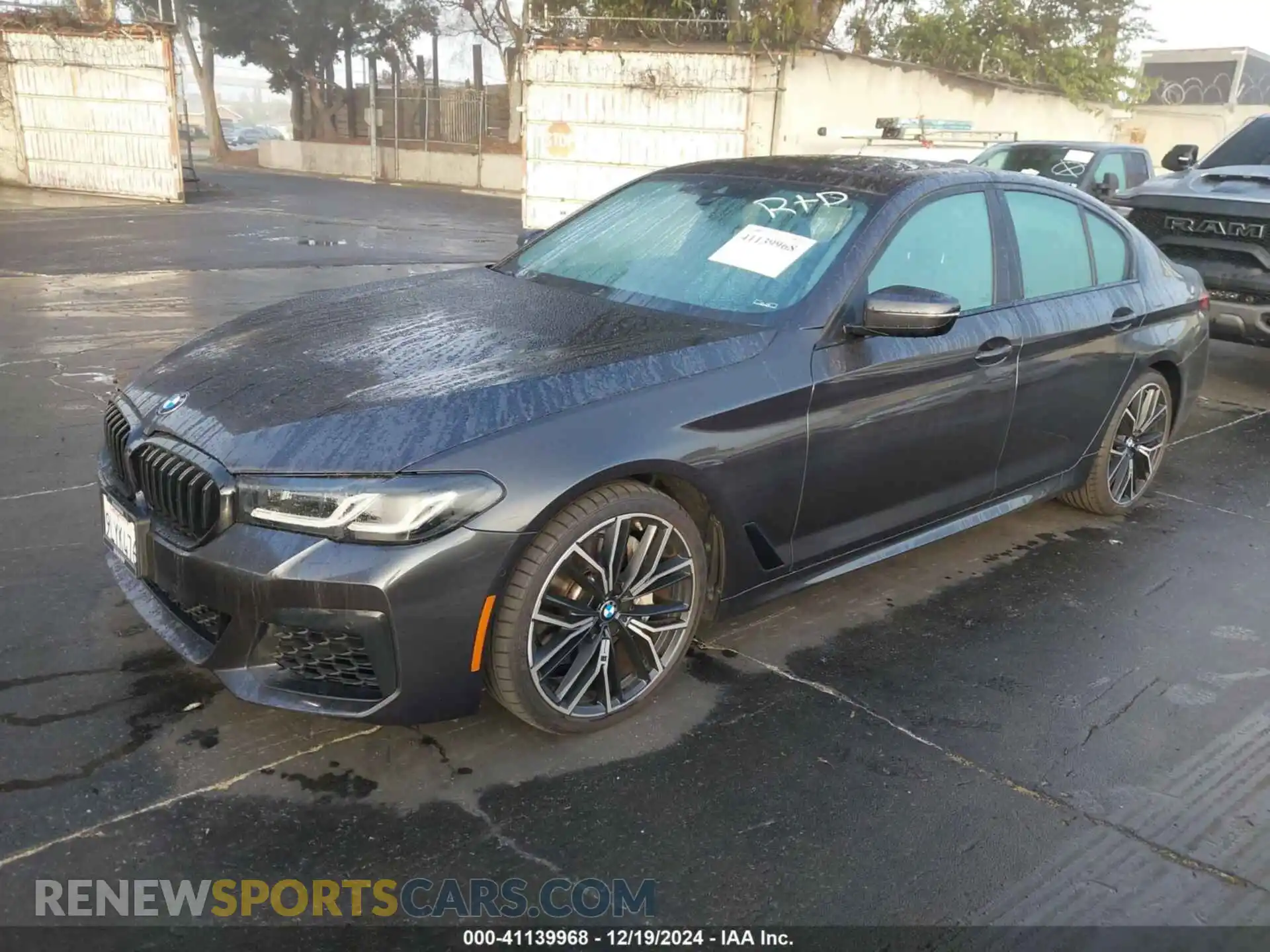 2 Photograph of a damaged car WBA53BJ00MWX01015 BMW 540I 2021