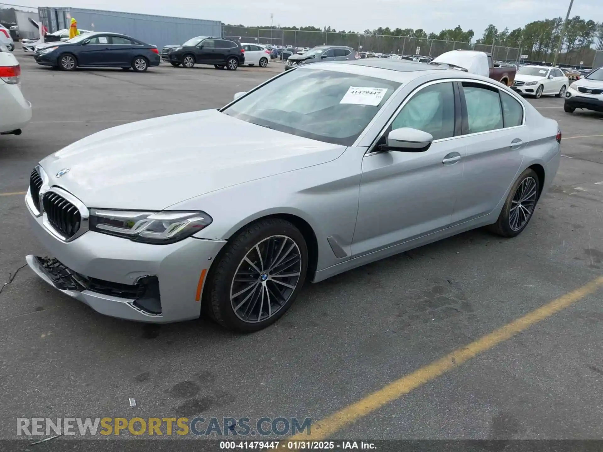 2 Photograph of a damaged car WBA53BJ01MWX11357 BMW 540I 2021