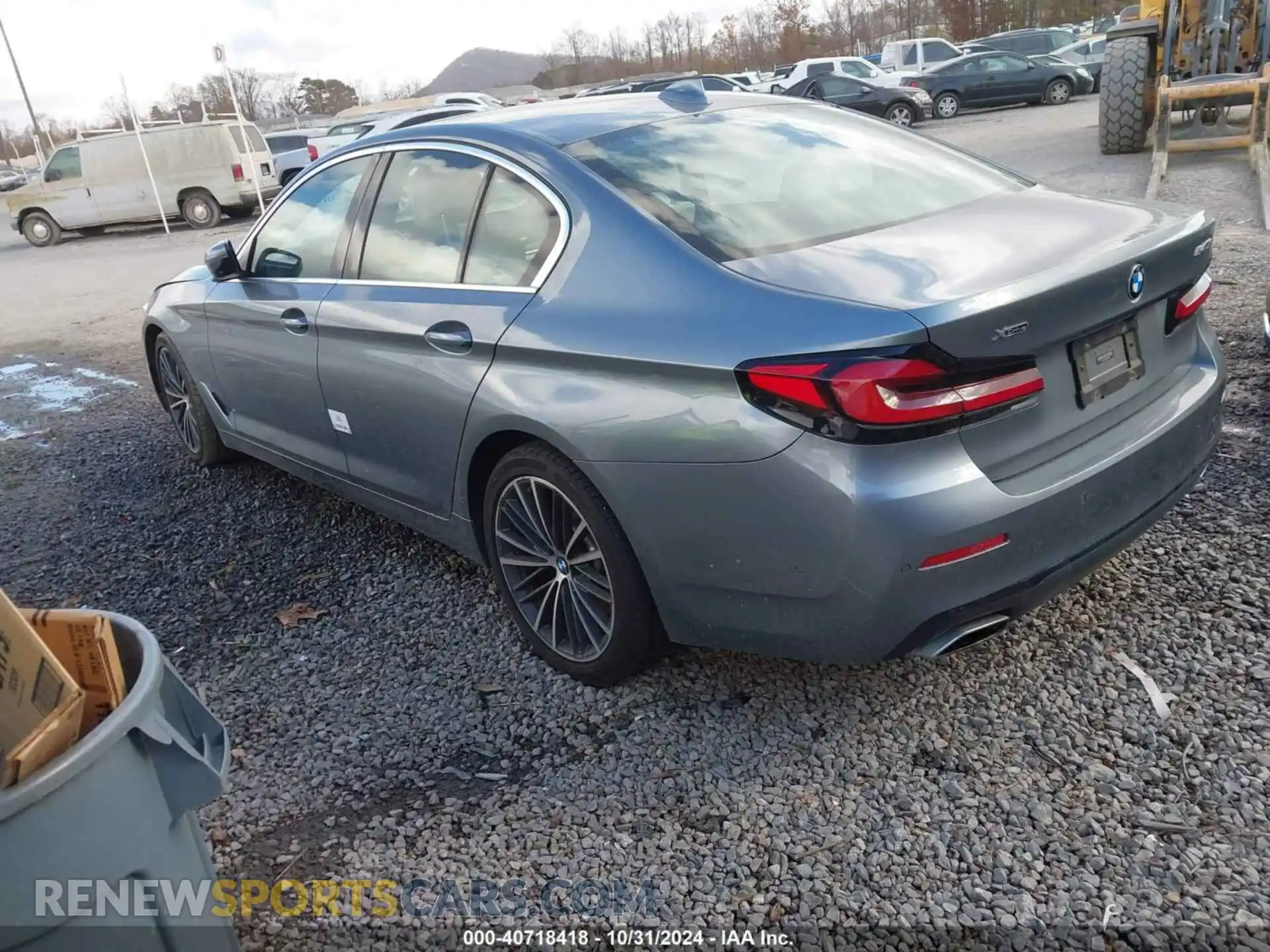 3 Photograph of a damaged car WBA73BJ00MWW90820 BMW 540I 2021