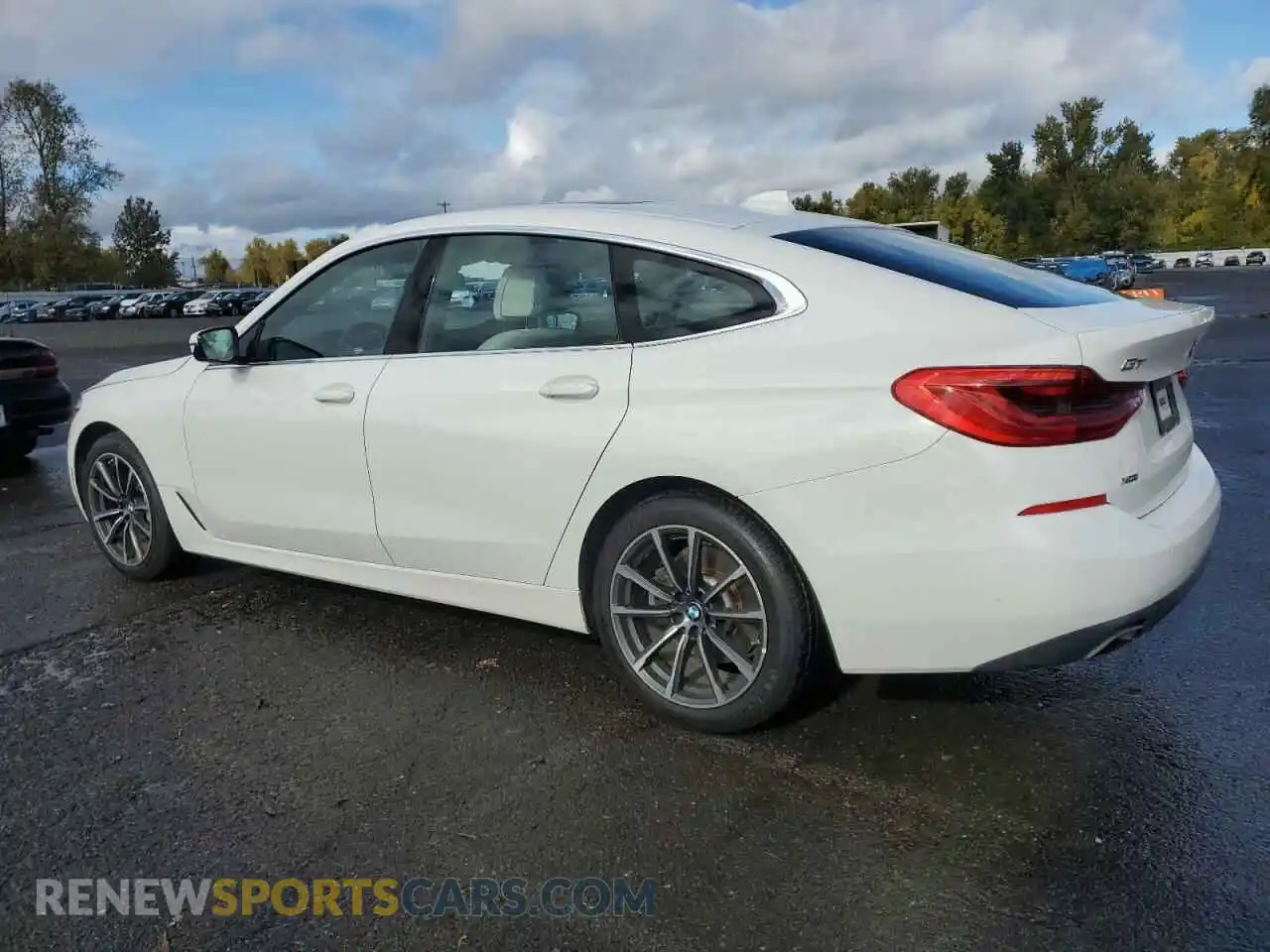 2 Photograph of a damaged car WBAJV6C52KBK08045 BMW 6 SERIES 2019
