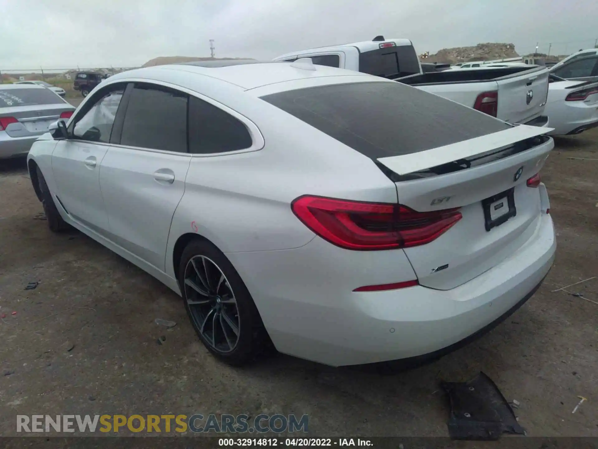 3 Photograph of a damaged car WBAJV6C52KBK08899 BMW 6 SERIES 2019