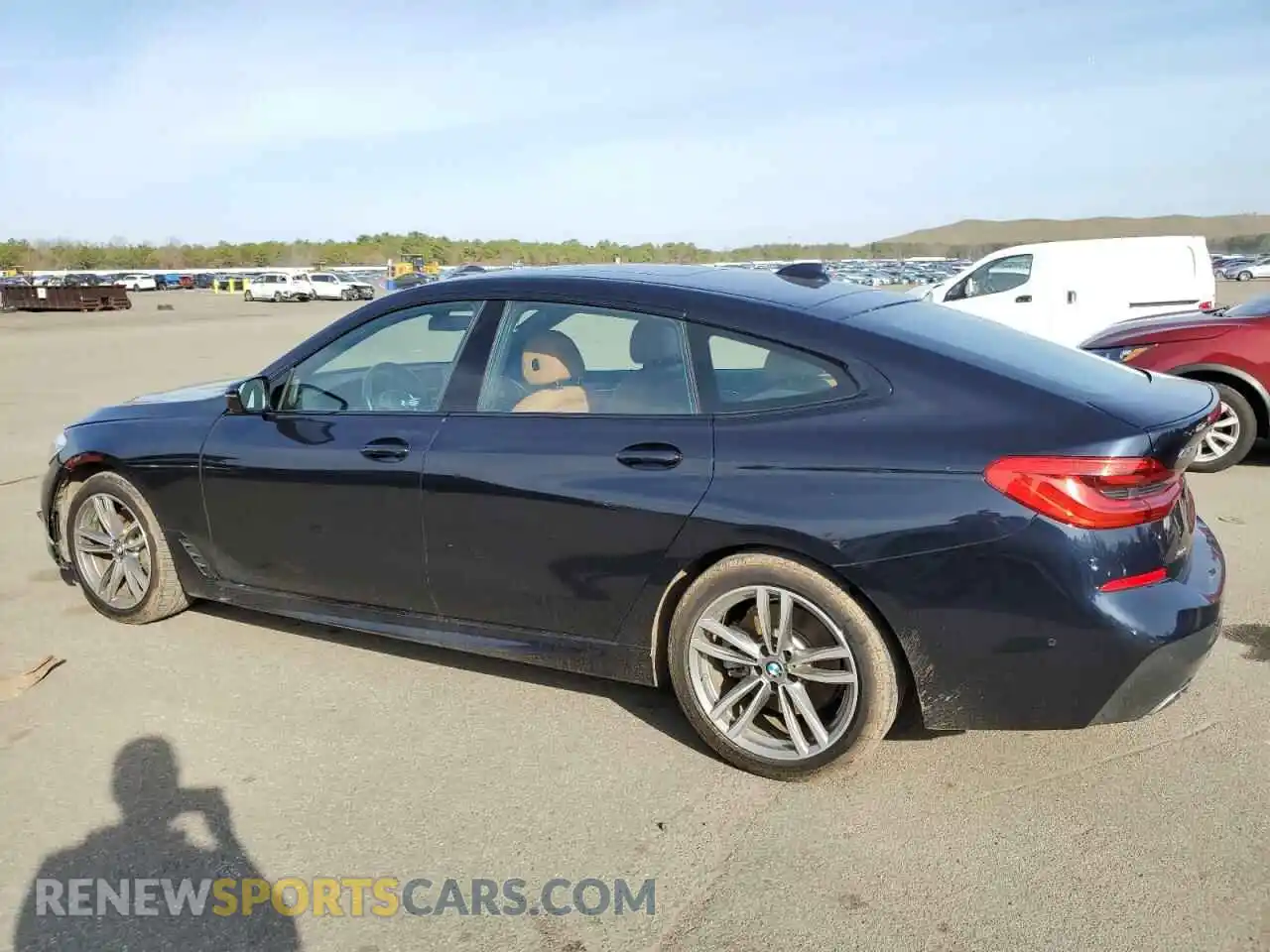 2 Photograph of a damaged car WBAJV6C55KBK08251 BMW 6 SERIES 2019