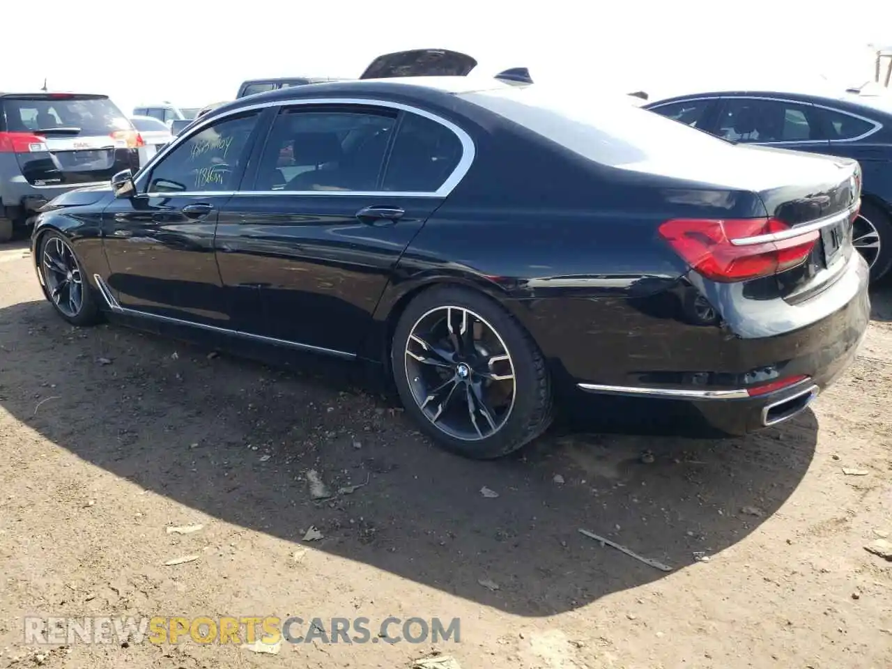 2 fotografías del automóvil dañado WBA7E2C52KB216522 BMW 7 SERIES 2019